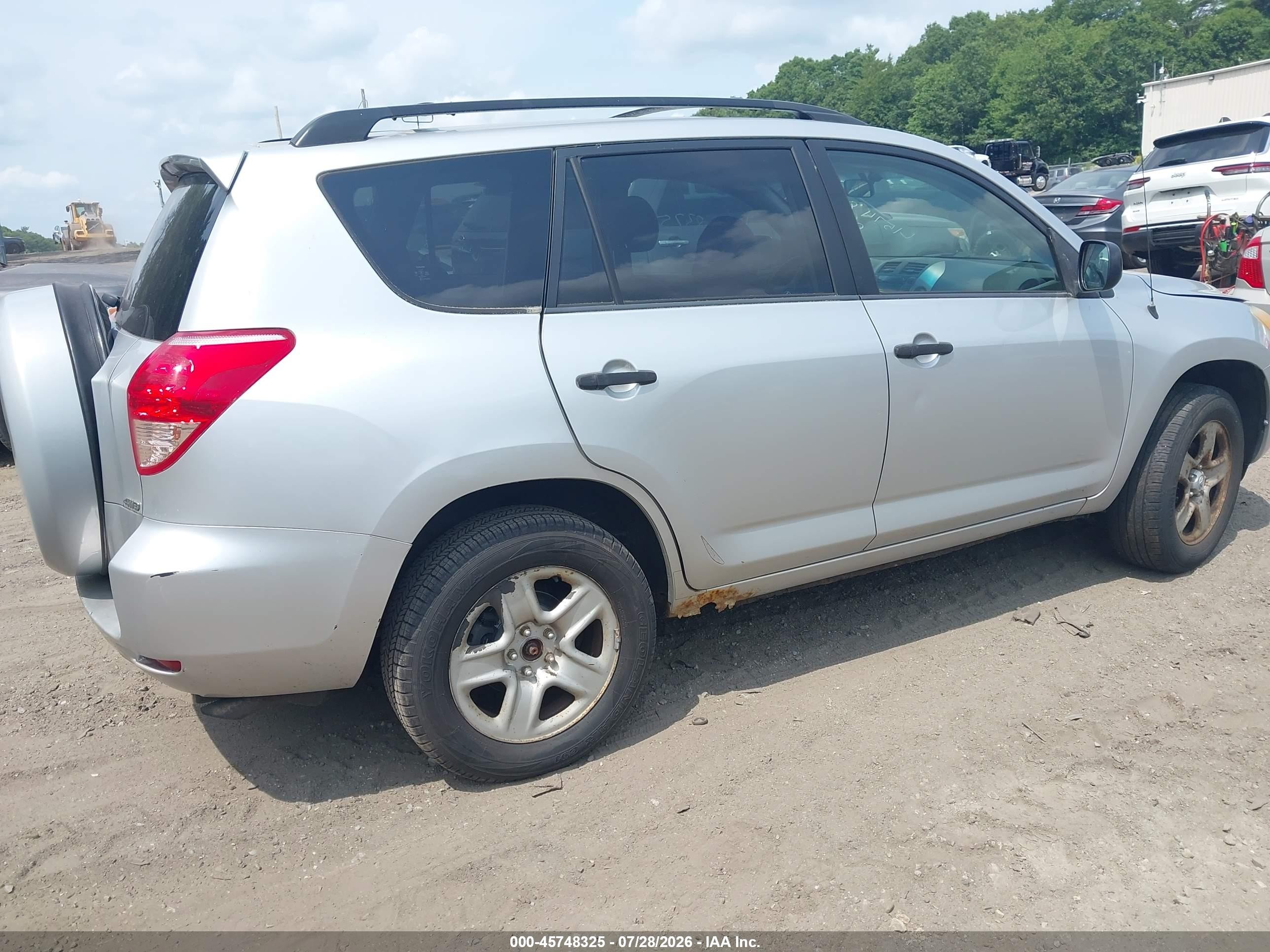 2008 Toyota Rav4 Base V6 Silver vin: JTMBK35V985057725