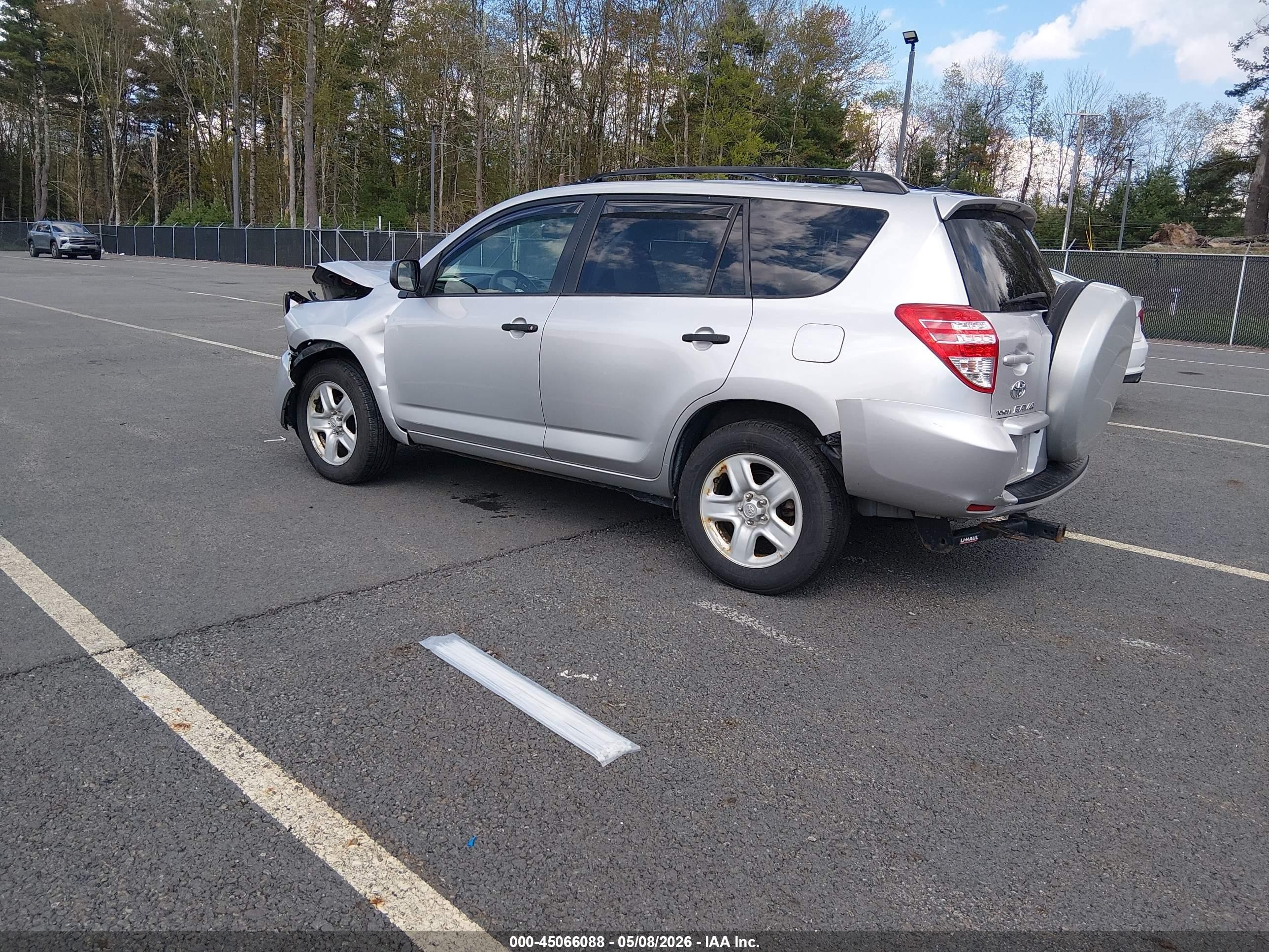 2010 Toyota Rav4 Base V6 Silver vin: JTMBK4DV3AD011312
