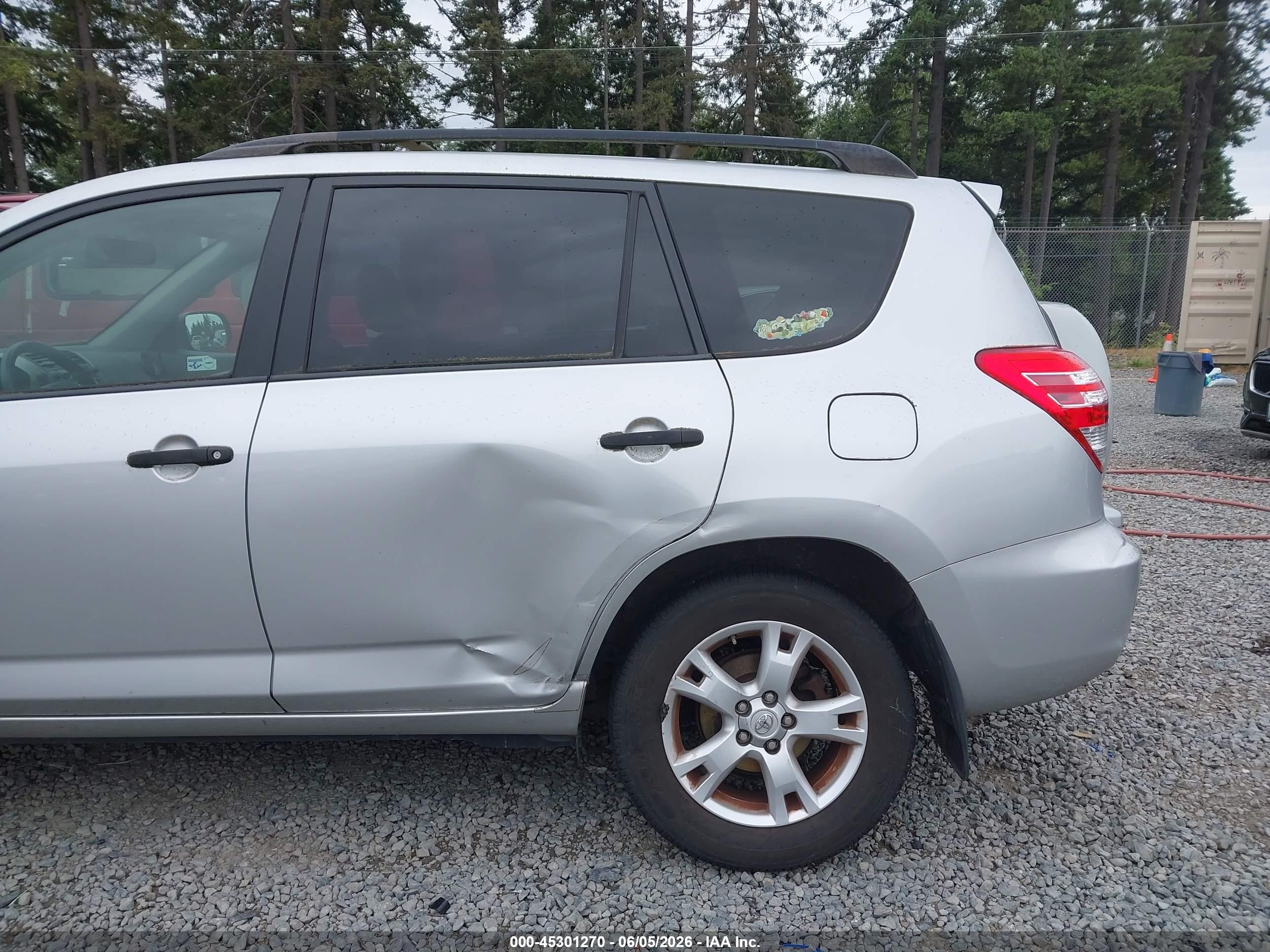 2010 Toyota Rav4 Base V6 Silver vin: JTMBK4DV8AD016232