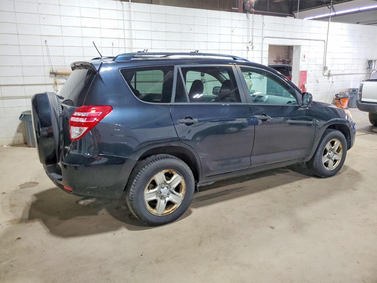 2010 Toyota Rav4 Base Black vin: JTMBK4DV9A5086686