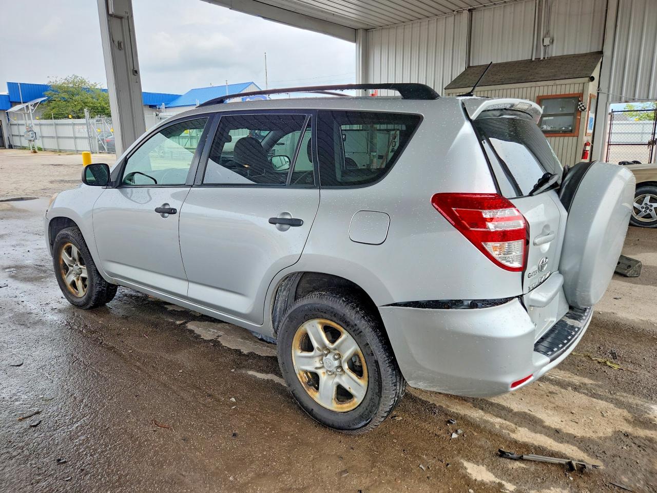 2010 Toyota Rav4 Base Silver vin: JTMBK4DVXAD017740