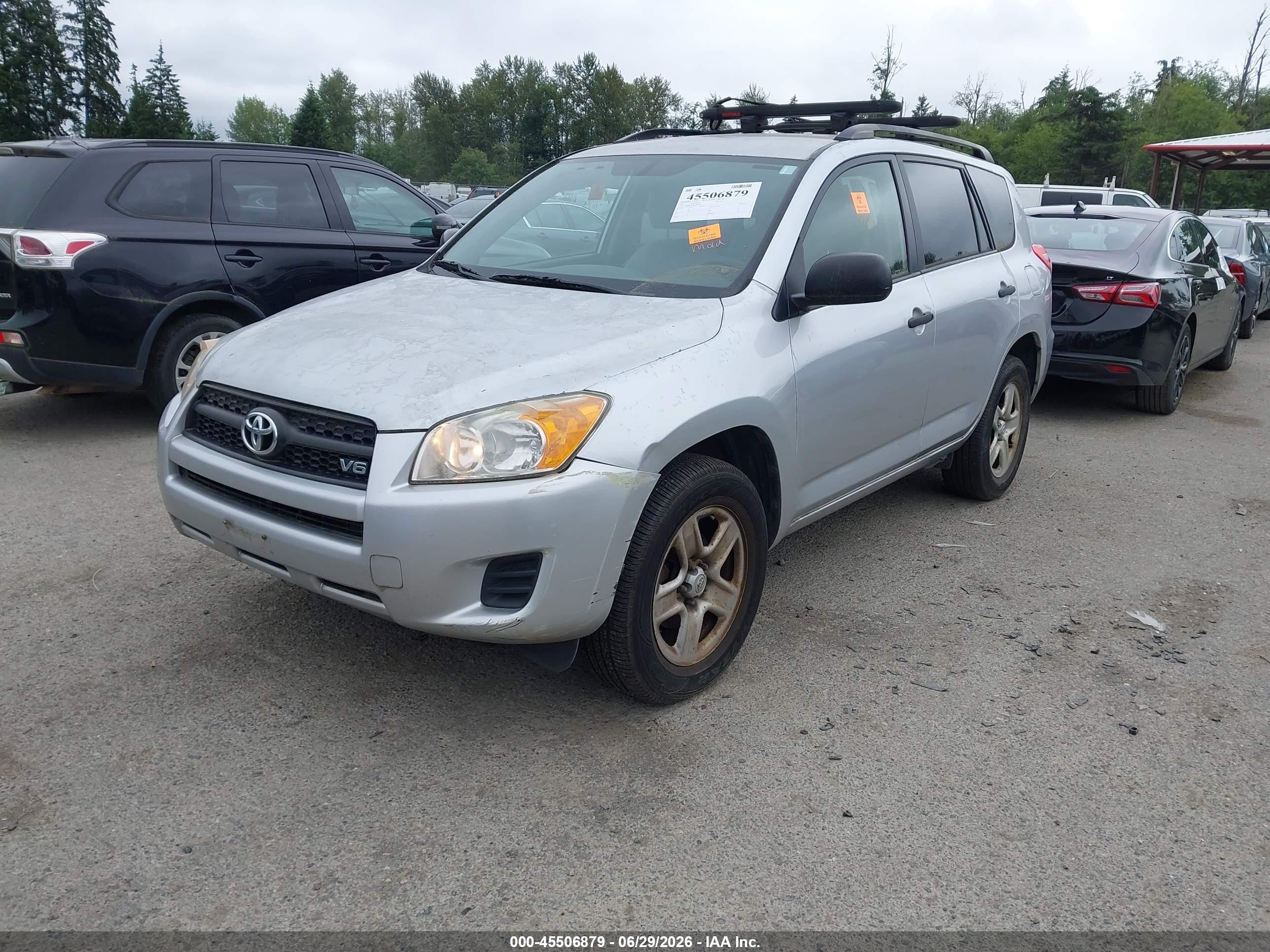 2012 Toyota Rav4 Base V6 Silver vin: JTMBK4DVXCD018812