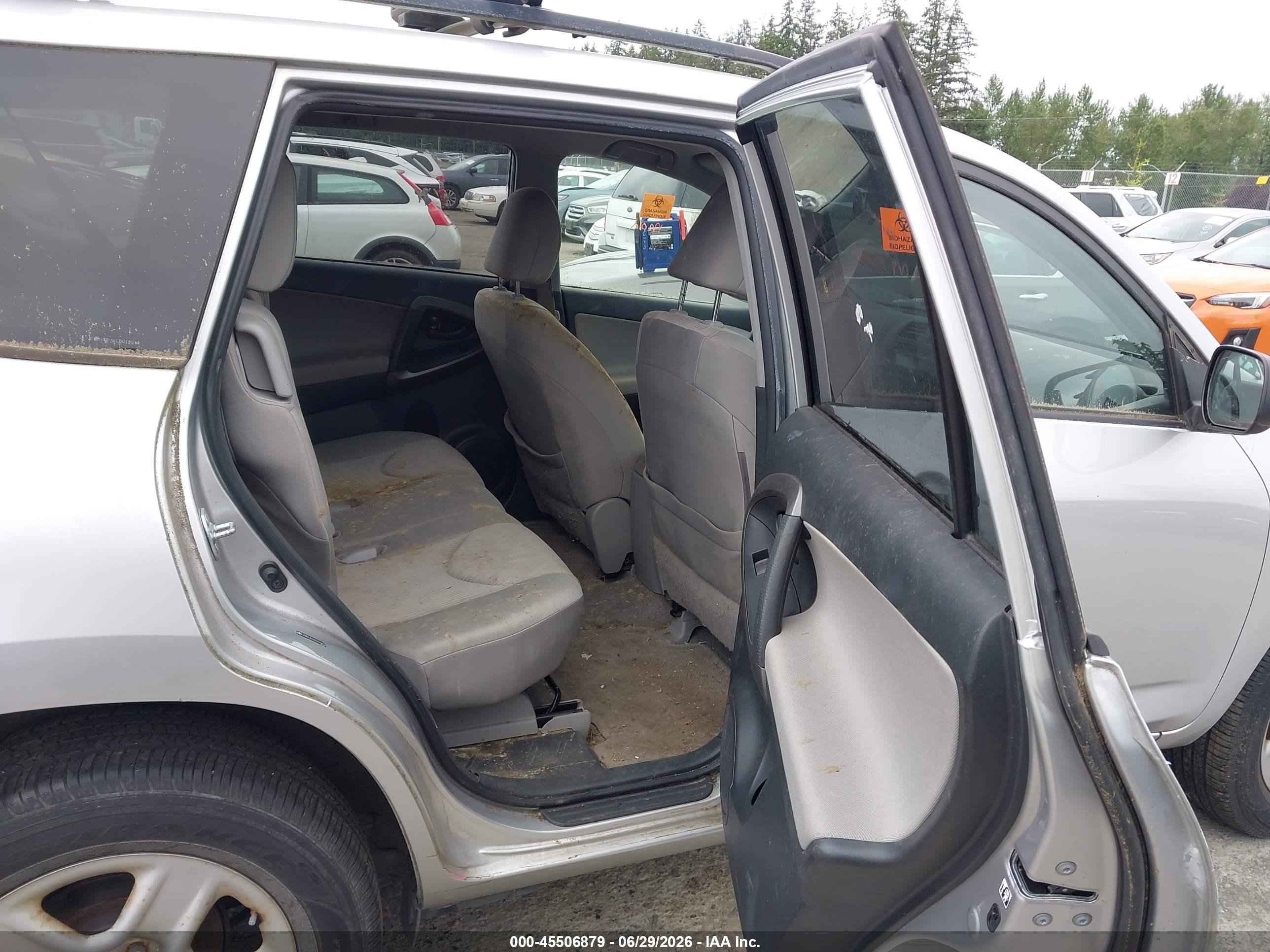 2012 Toyota Rav4 Base V6 Silver vin: JTMBK4DVXCD018812