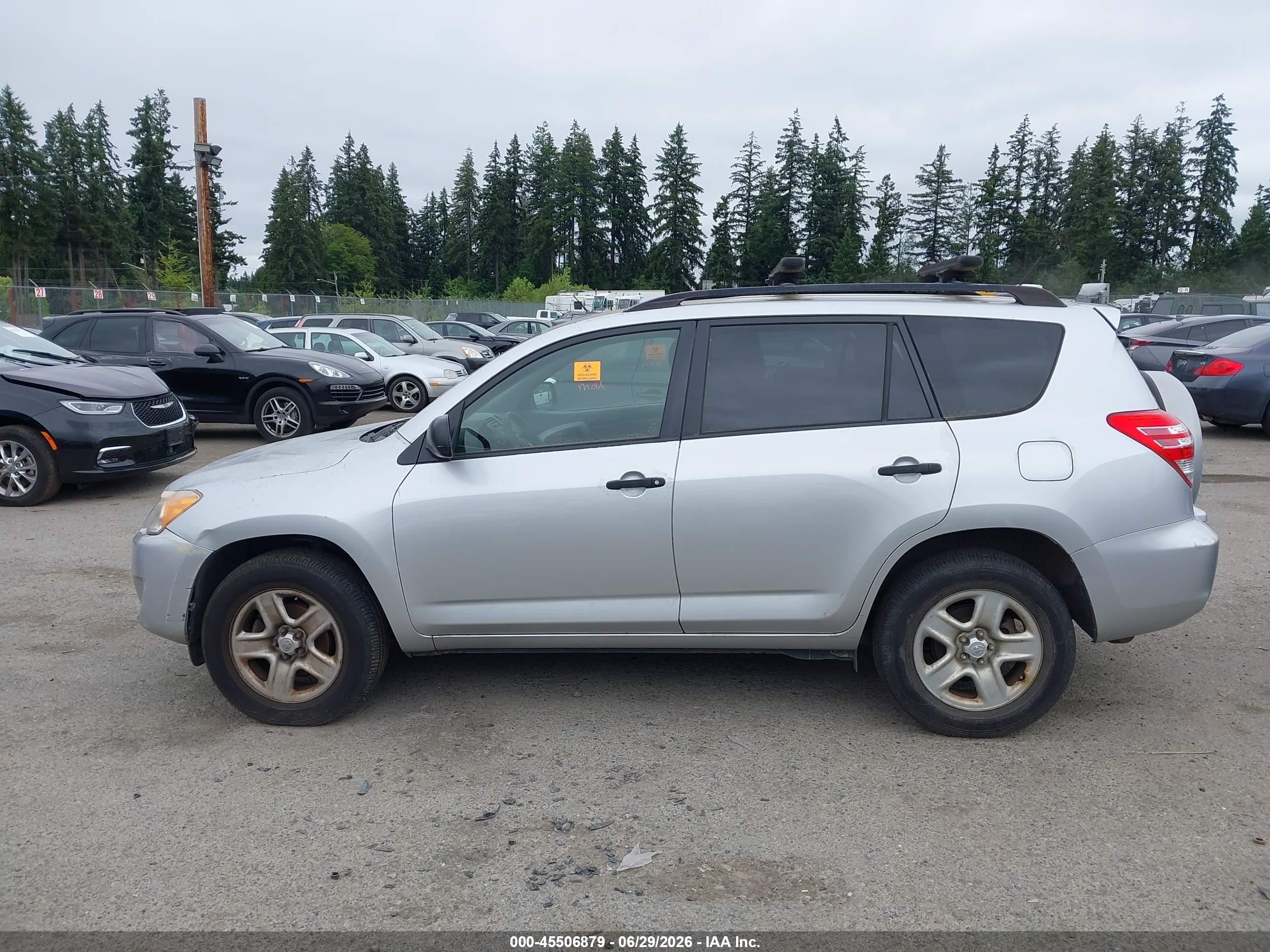 2012 Toyota Rav4 Base V6 Silver vin: JTMBK4DVXCD018812