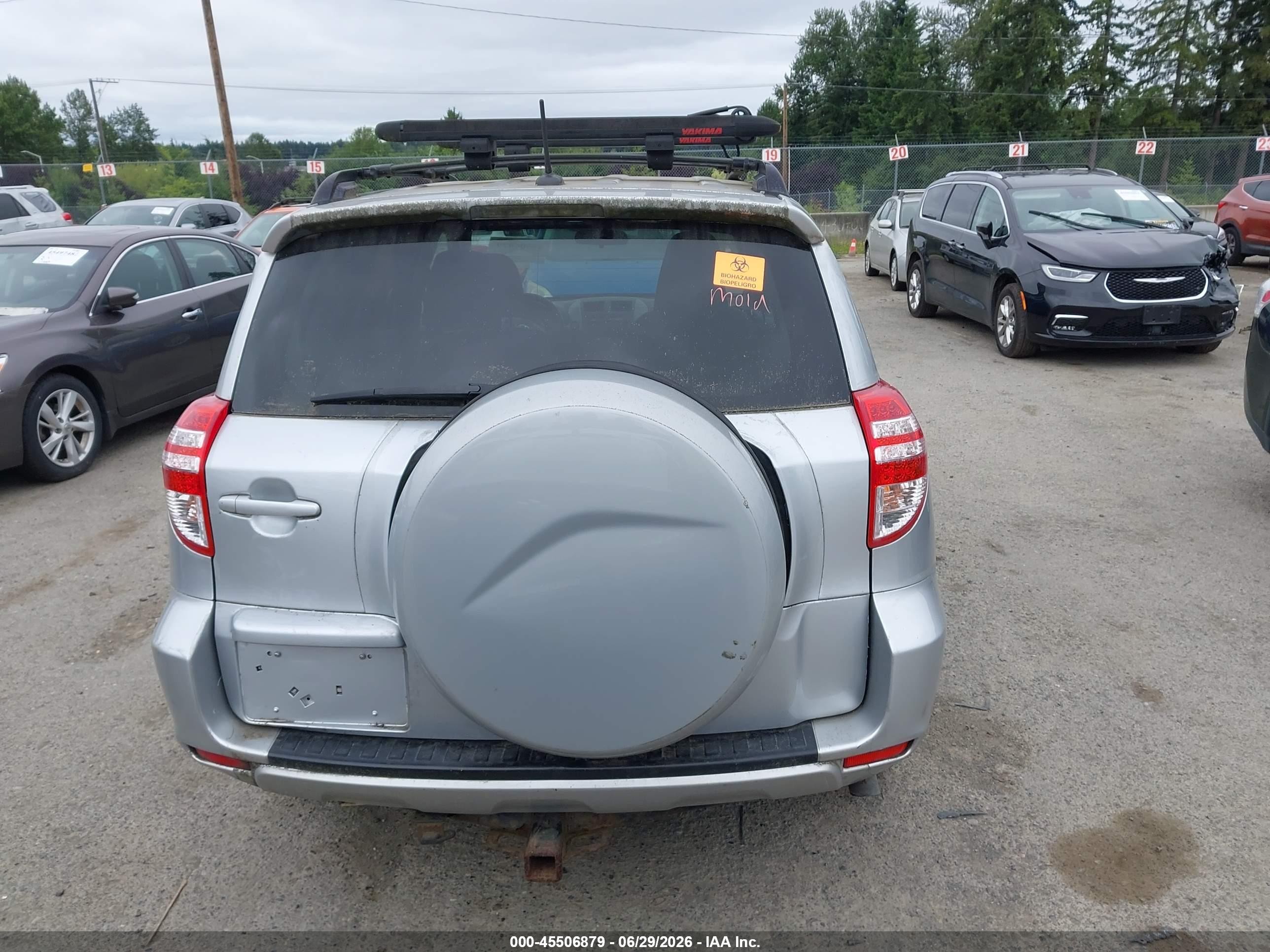 2012 Toyota Rav4 Base V6 Silver vin: JTMBK4DVXCD018812