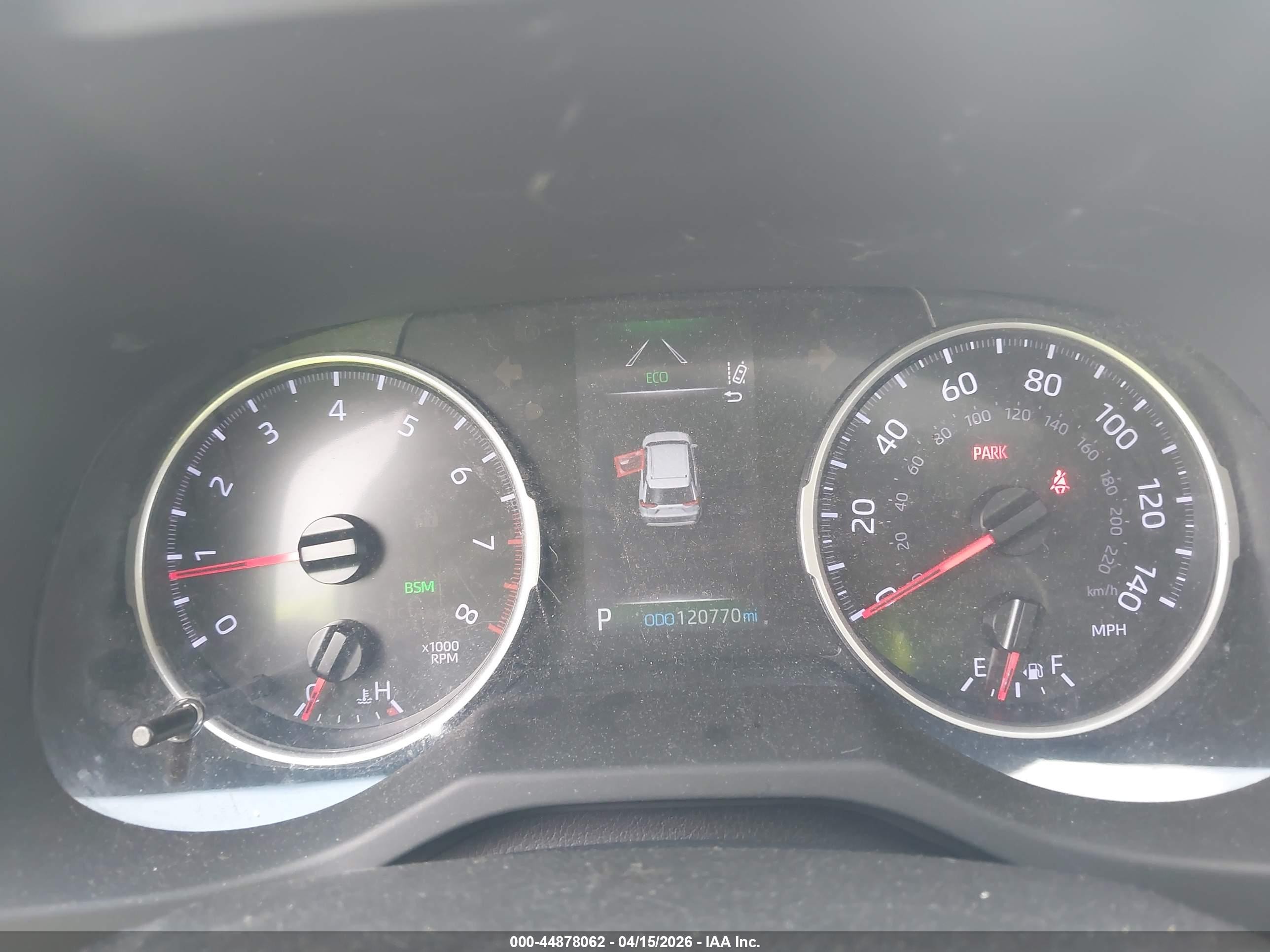 2019 Toyota Rav4 Xle Premium White vin: JTMC1RFV0KD025140