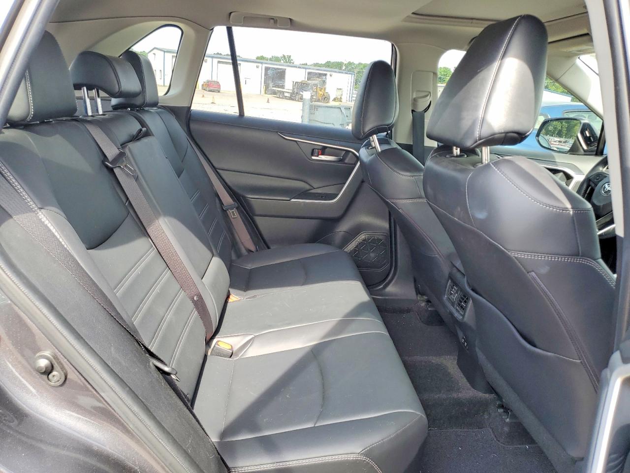 2020 Toyota Rav4 Xle Premium Угольный vin: JTMC1RFV1LJ021679