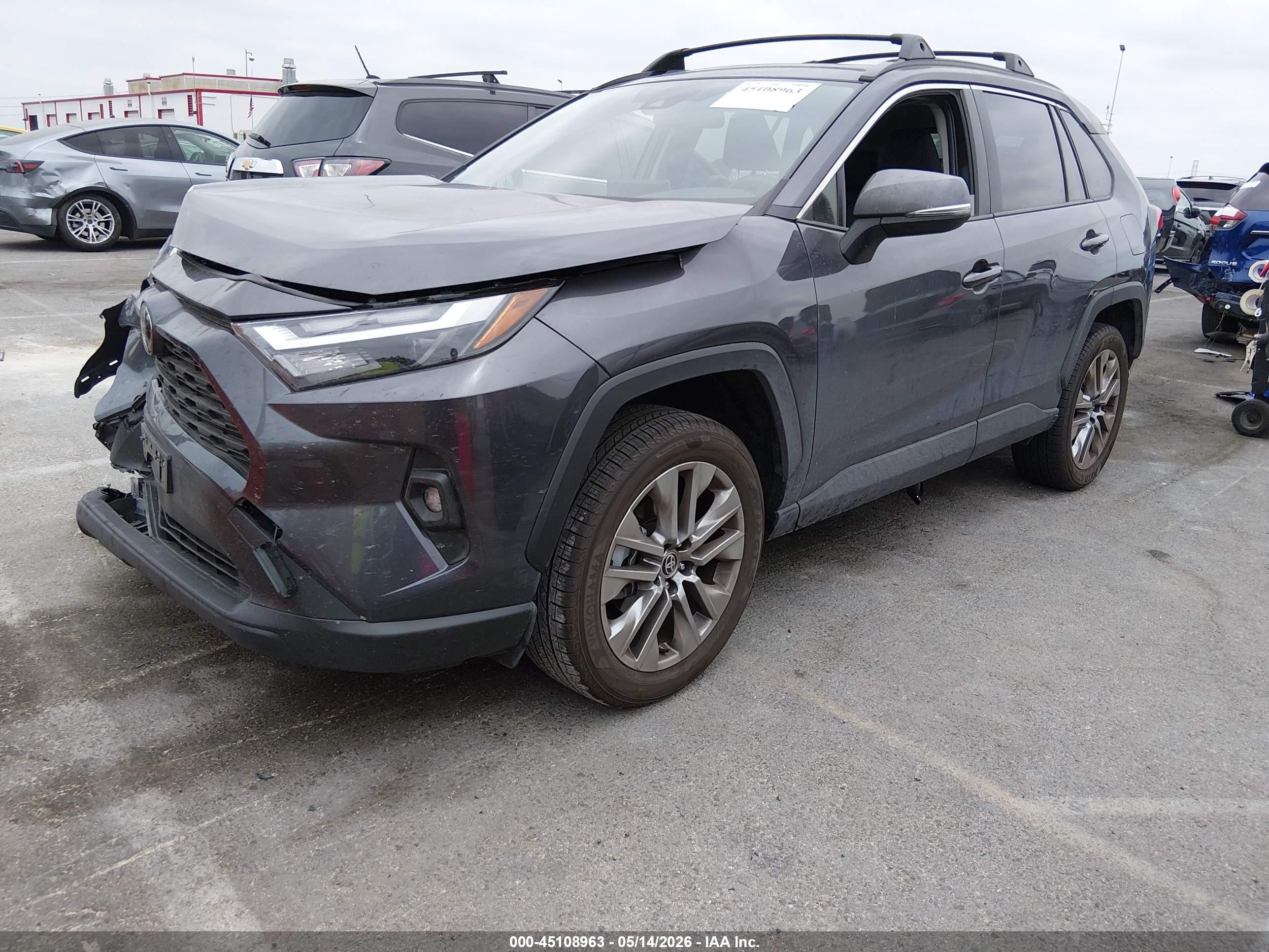 2025 Toyota Rav4 Xle Premium Gray vin: JTMC1RFV4SJ036840
