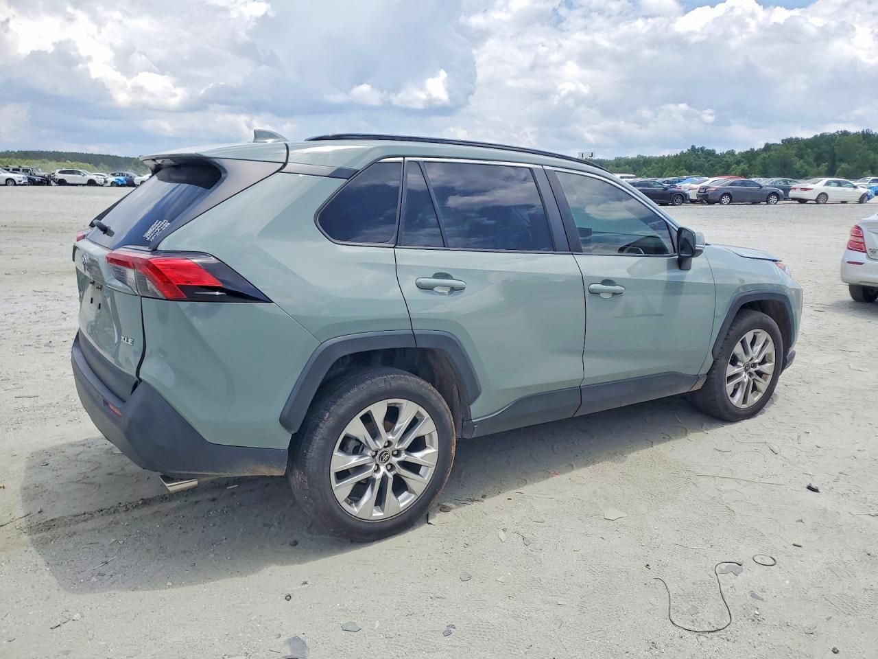 2019 Toyota Rav4 Xle Premium Gray vin: JTMC1RFV5KD031743
