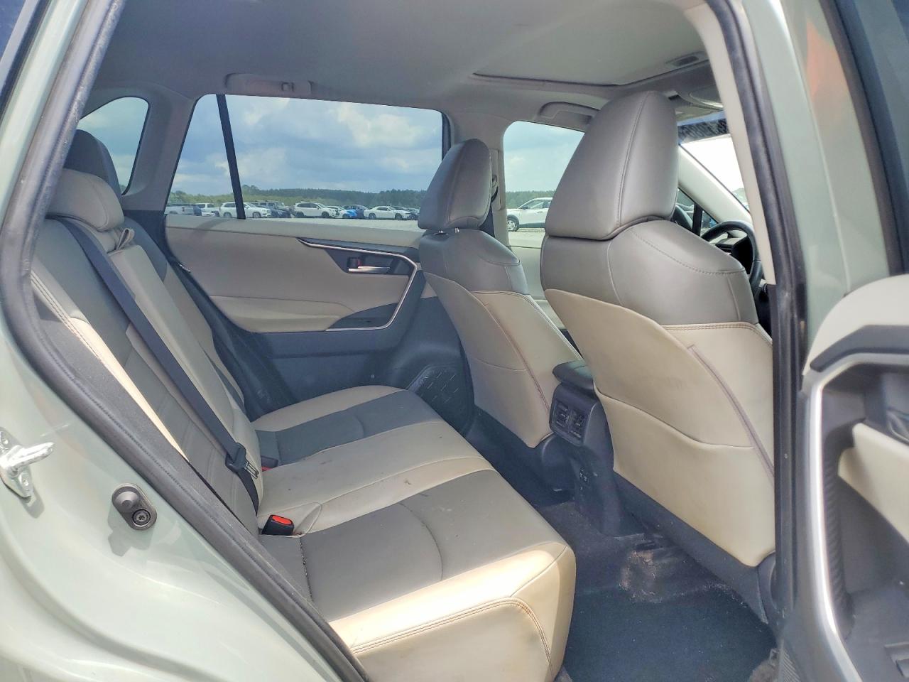 2019 Toyota Rav4 Xle Premium Gray vin: JTMC1RFV5KD031743