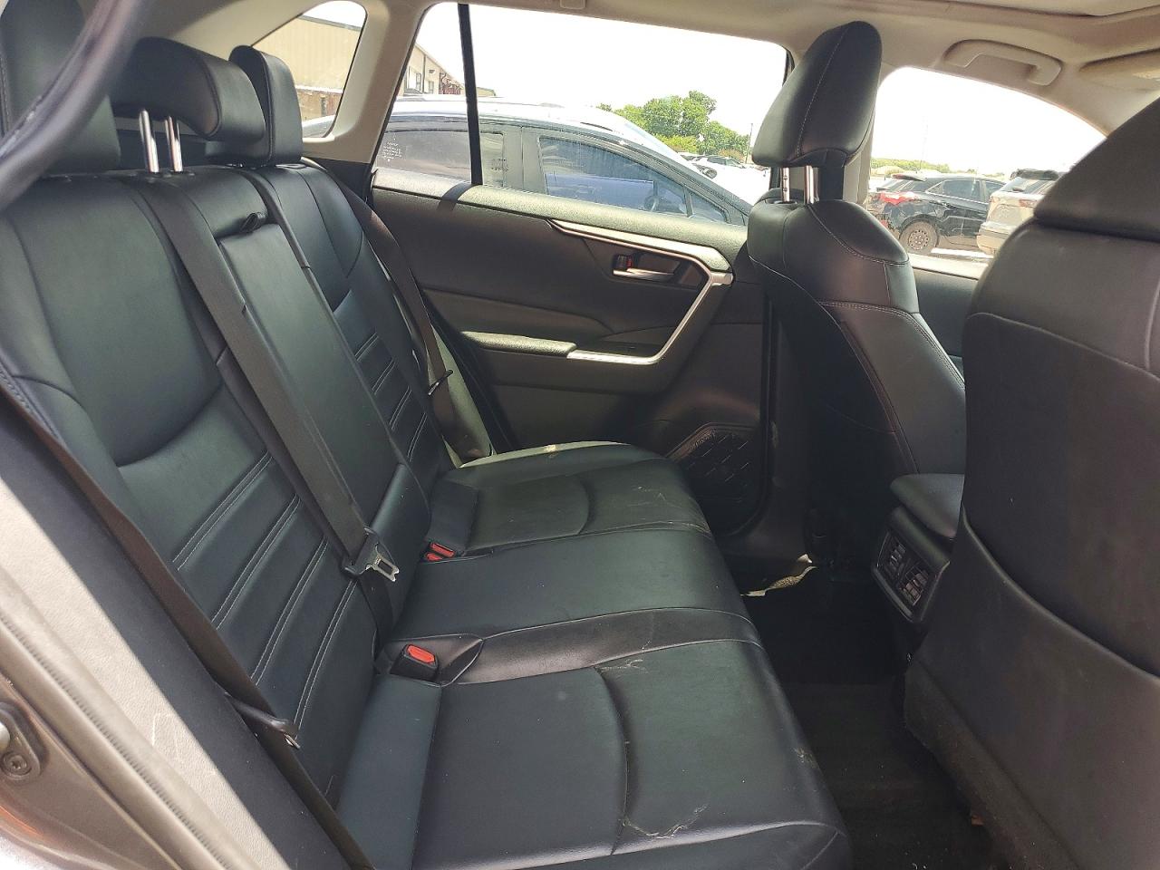2021 Toyota Rav4 Xle Premium Charcoal vin: JTMC1RFV7MD062222