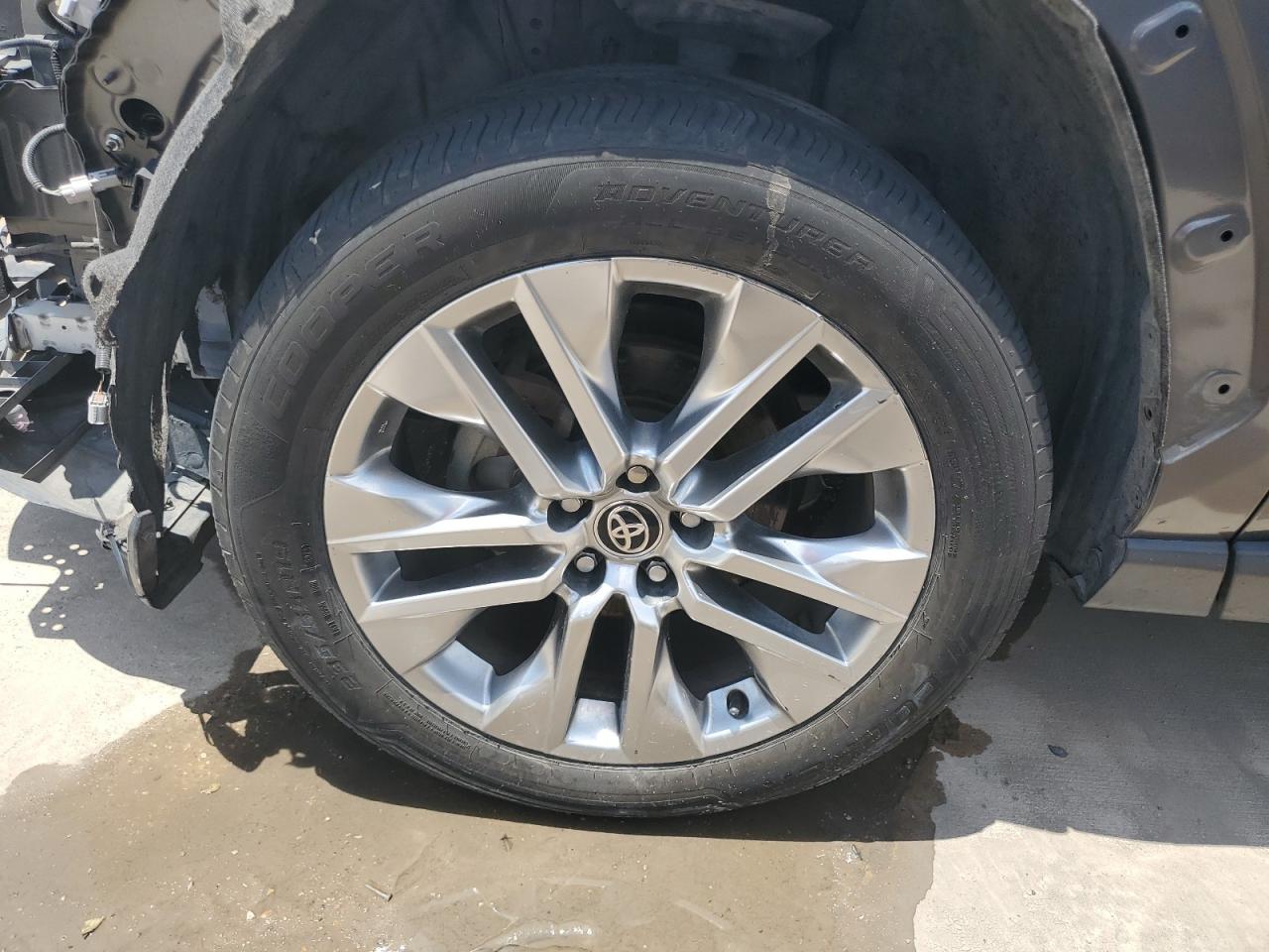 2021 Toyota Rav4 Xle Premium Charcoal vin: JTMC1RFV7MD062222 Damage: Left Front Wheel, Curb Rash, 6 To 7 Inches