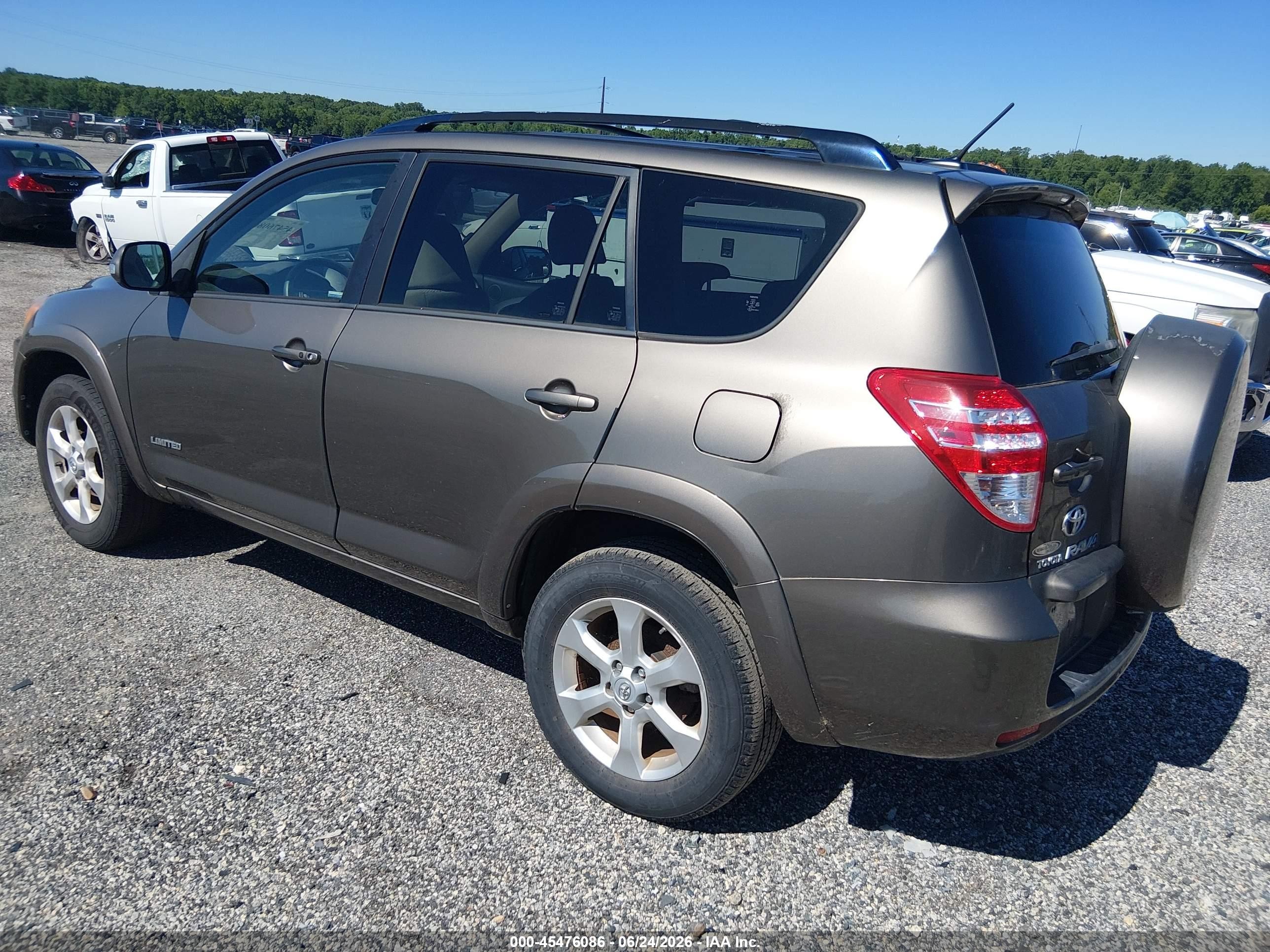 2010 Toyota Rav4 Limited Коричневый vin: JTMDF4DV0A5019505