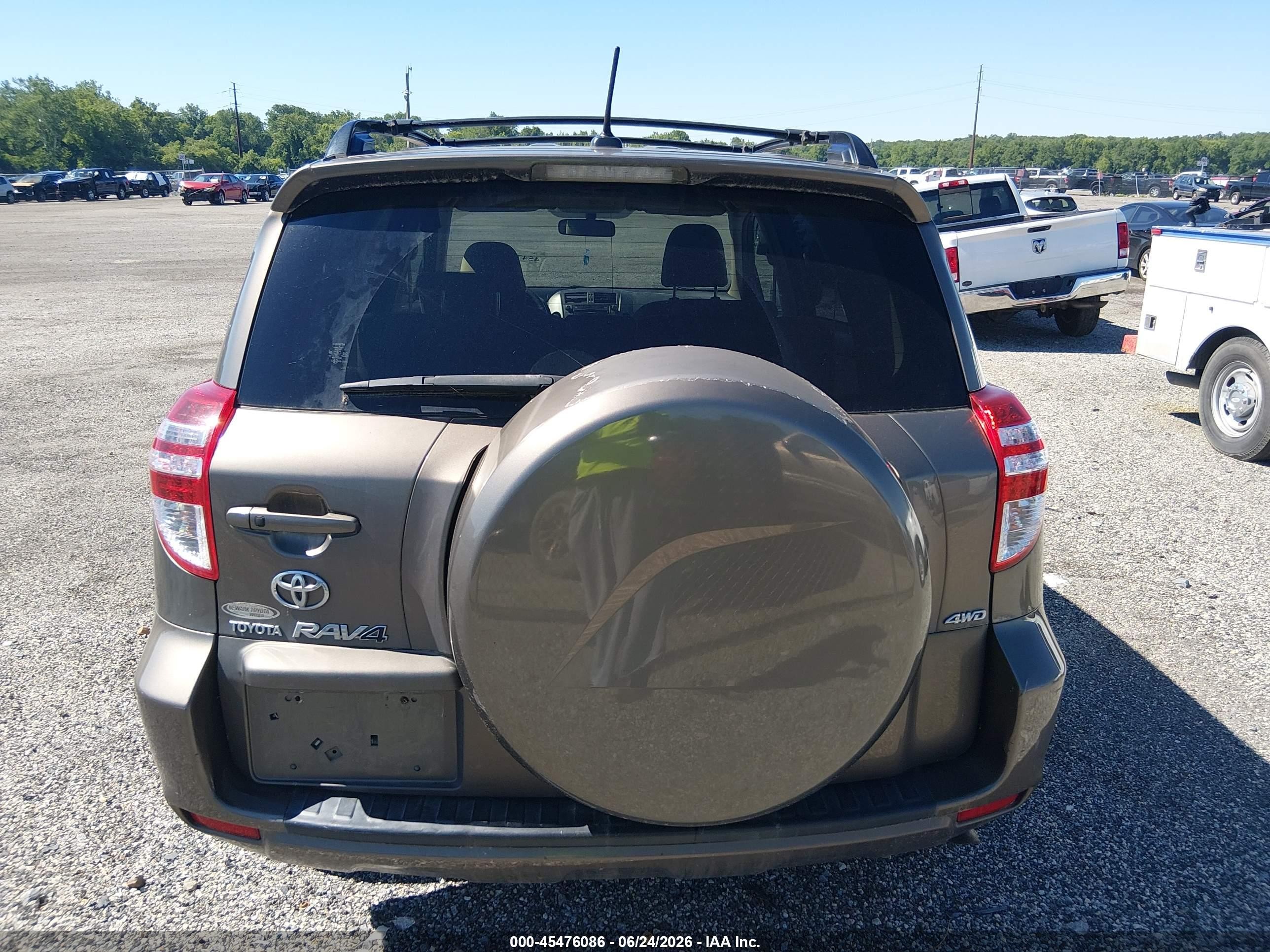 2010 Toyota Rav4 Limited Коричневый vin: JTMDF4DV0A5019505