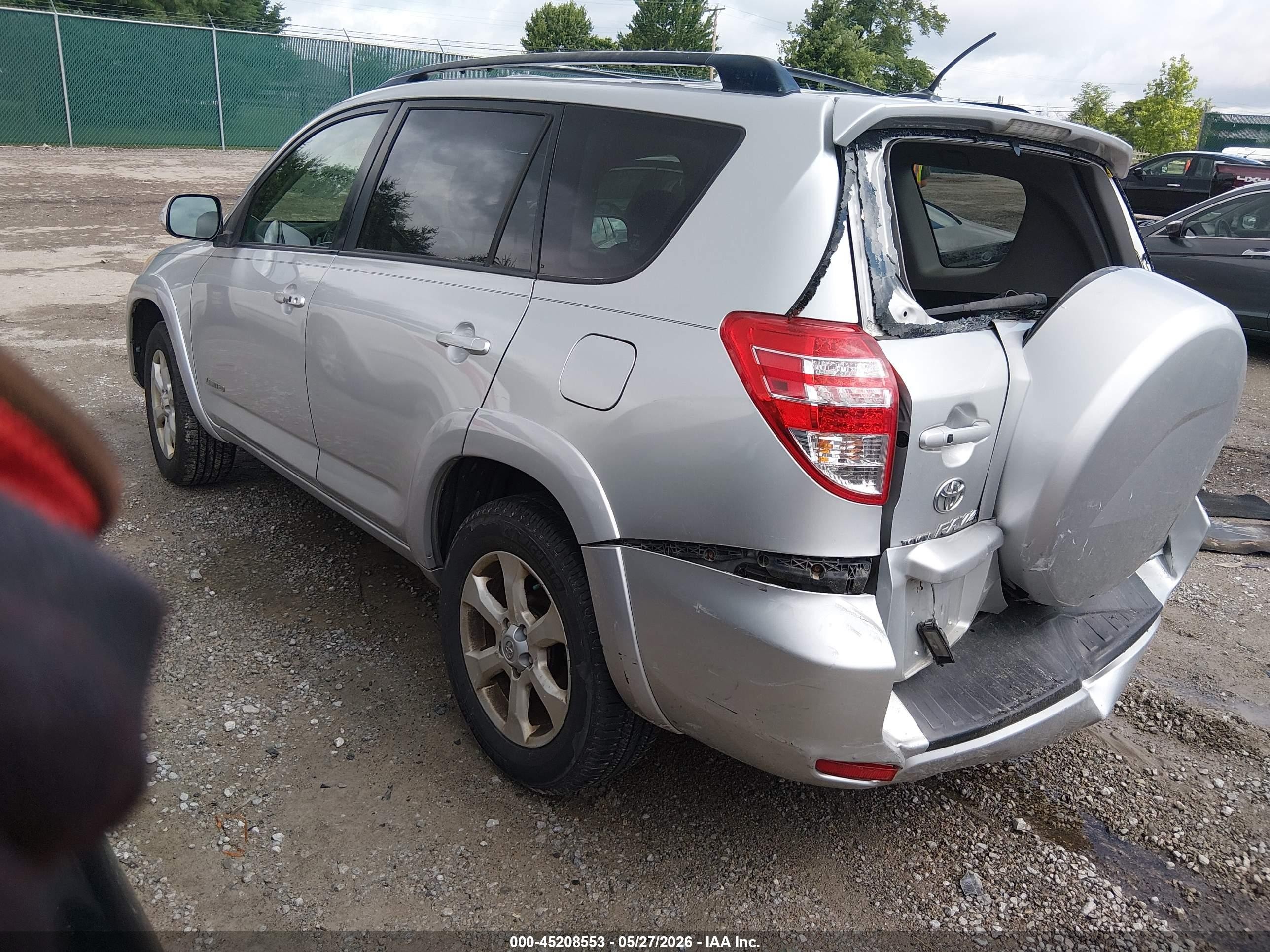 2010 Toyota Rav4 Limited Silver vin: JTMDF4DV1A5034580