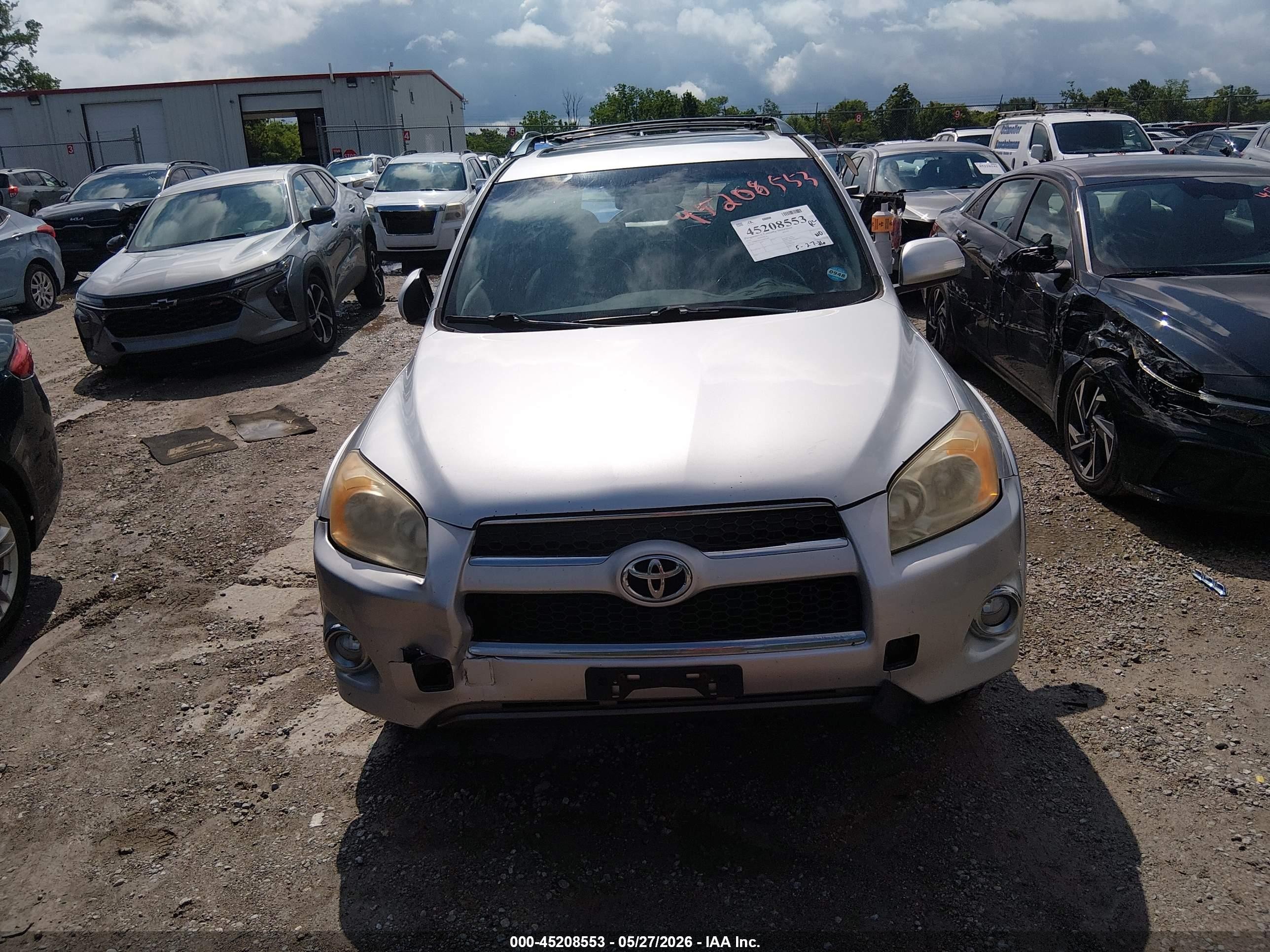 2010 Toyota Rav4 Limited Silver vin: JTMDF4DV1A5034580