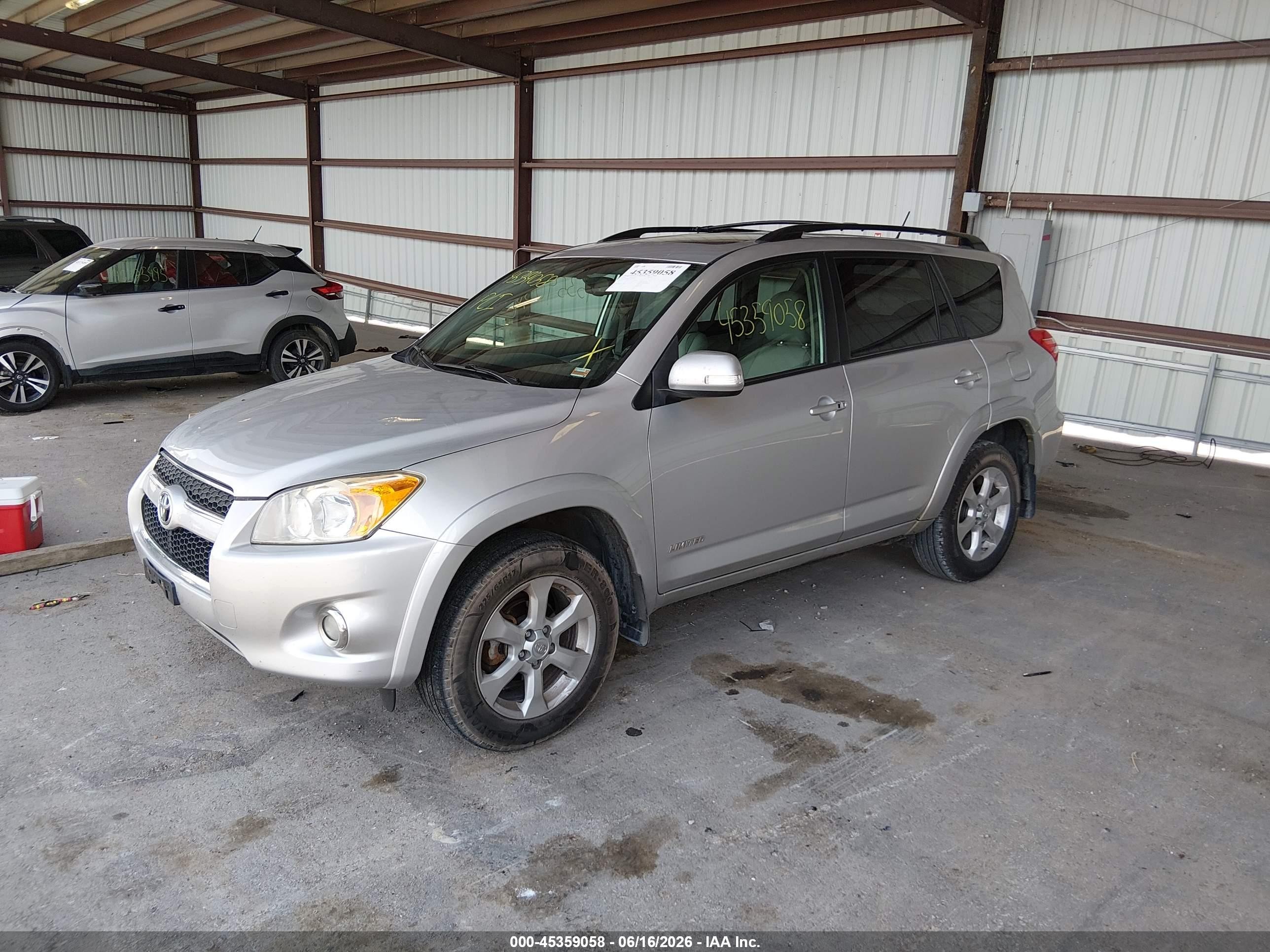 2010 Toyota Rav4 Limited Silver vin: JTMDF4DV2A5021336