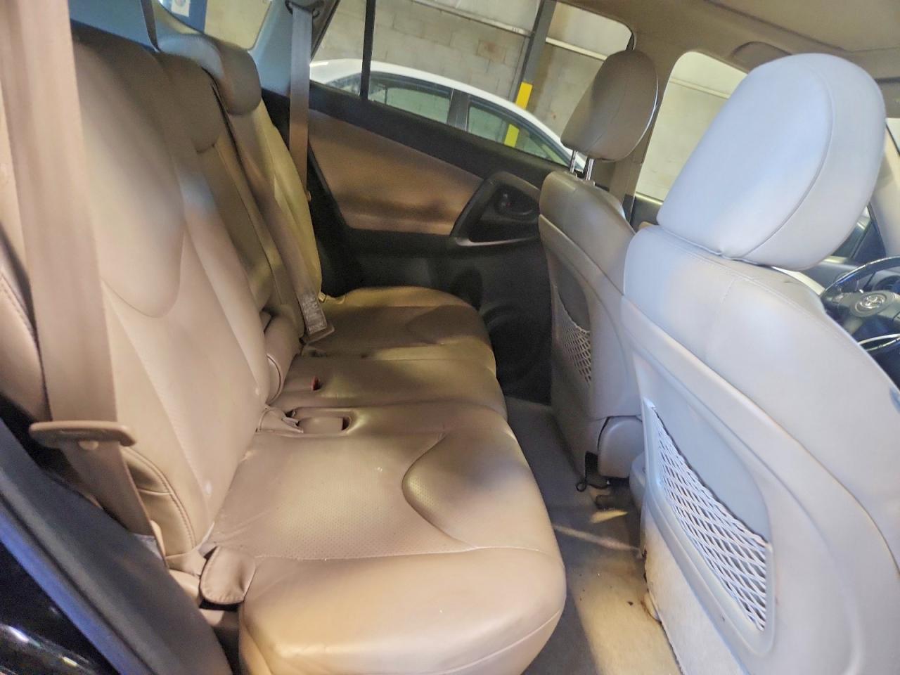 2010 Toyota Rav4 Limited White vin: JTMDF4DV2A5022311