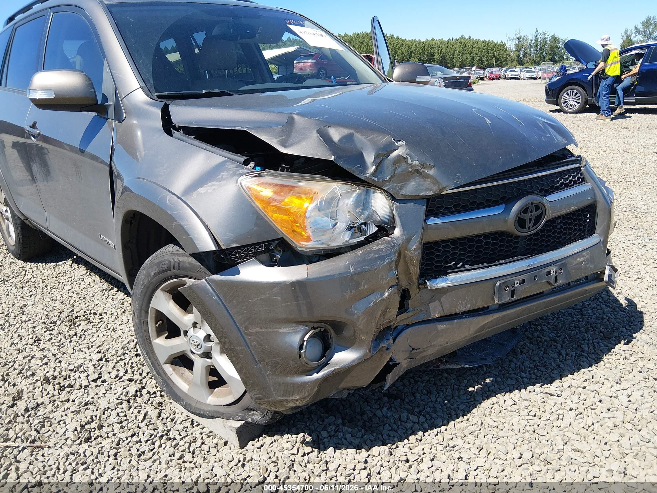 2012 Toyota Rav4 Limited Brown vin: JTMDF4DV2C5053951
