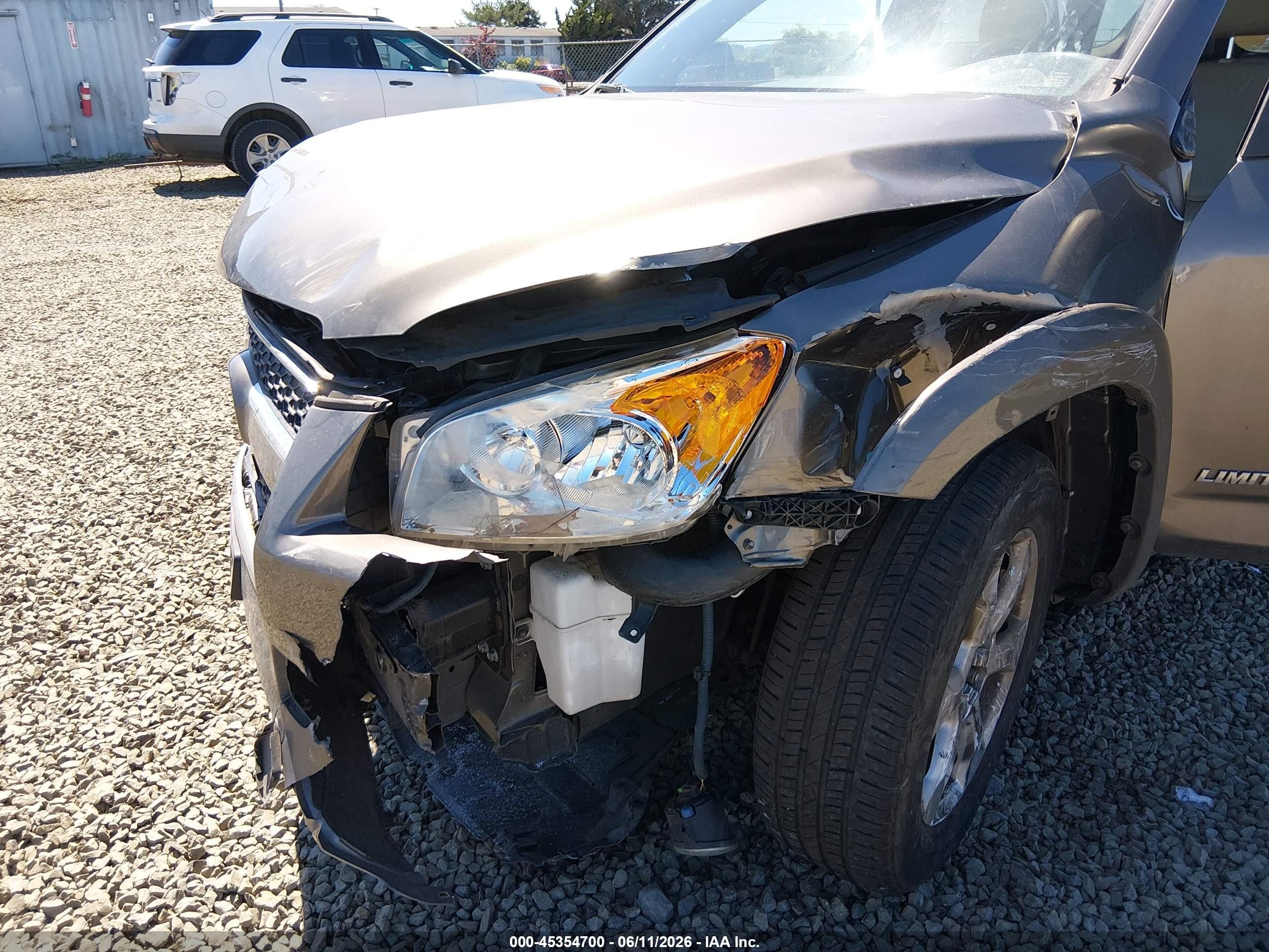 2012 Toyota Rav4 Limited Brown vin: JTMDF4DV2C5053951