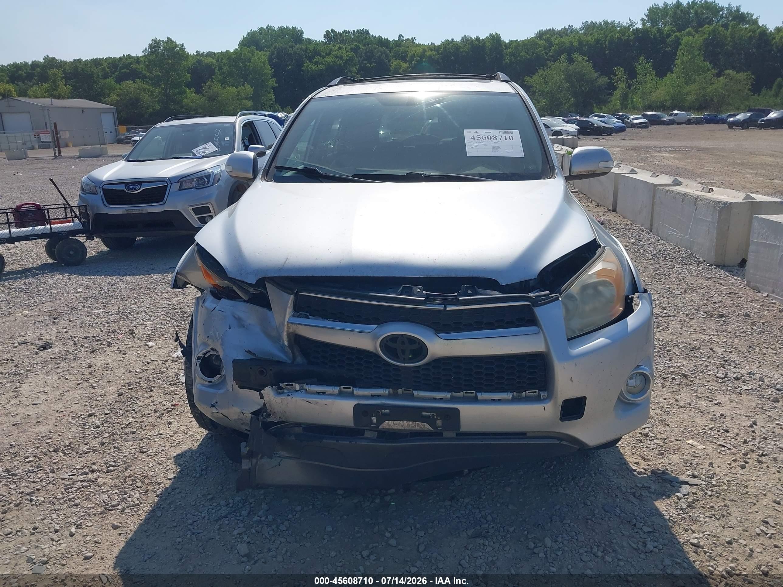2010 Toyota Rav4 Limited Silver vin: JTMDF4DV4AD036376