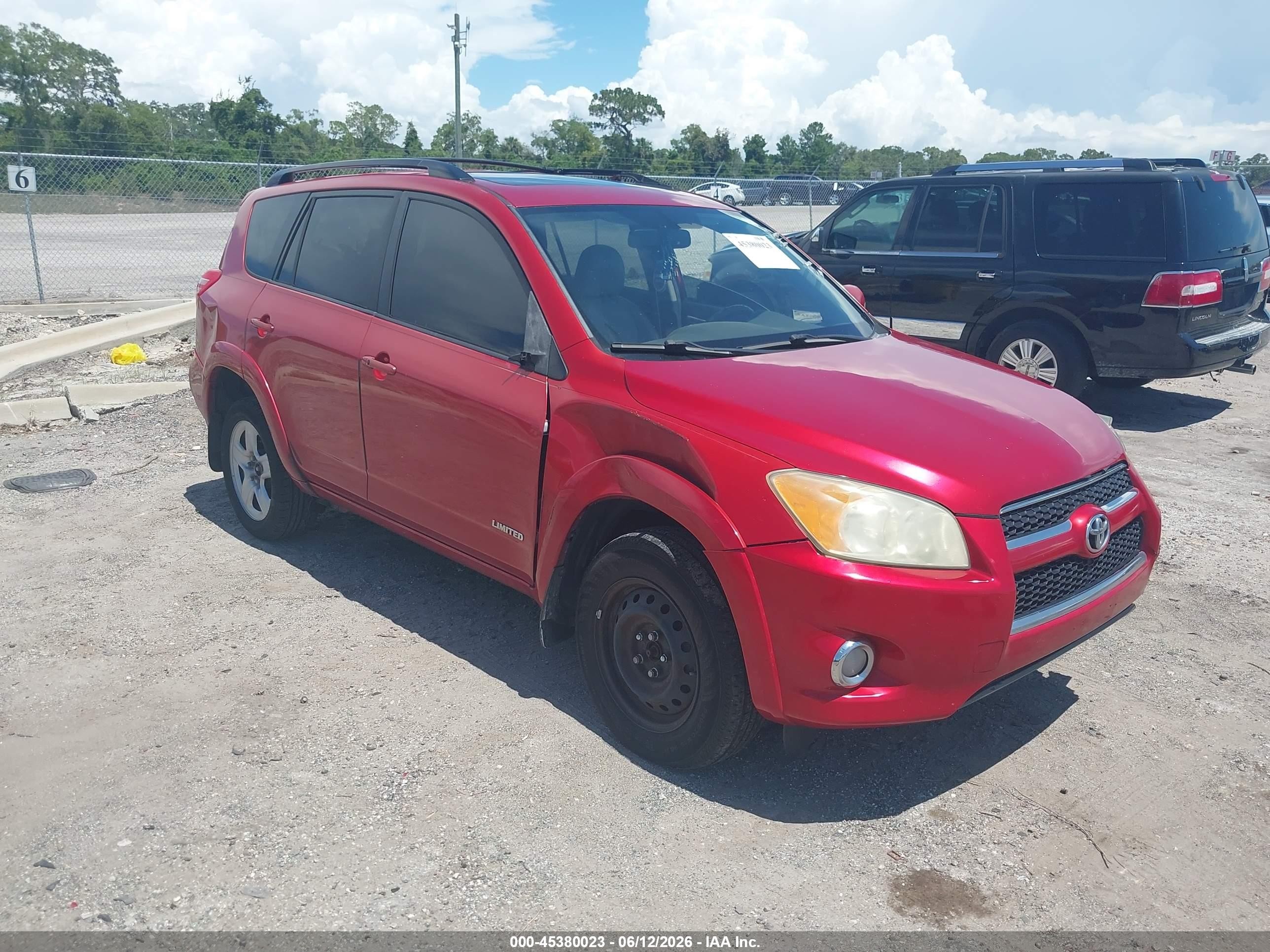 2010 Toyota Rav4 Limited Red vin: JTMDF4DV4AD038967