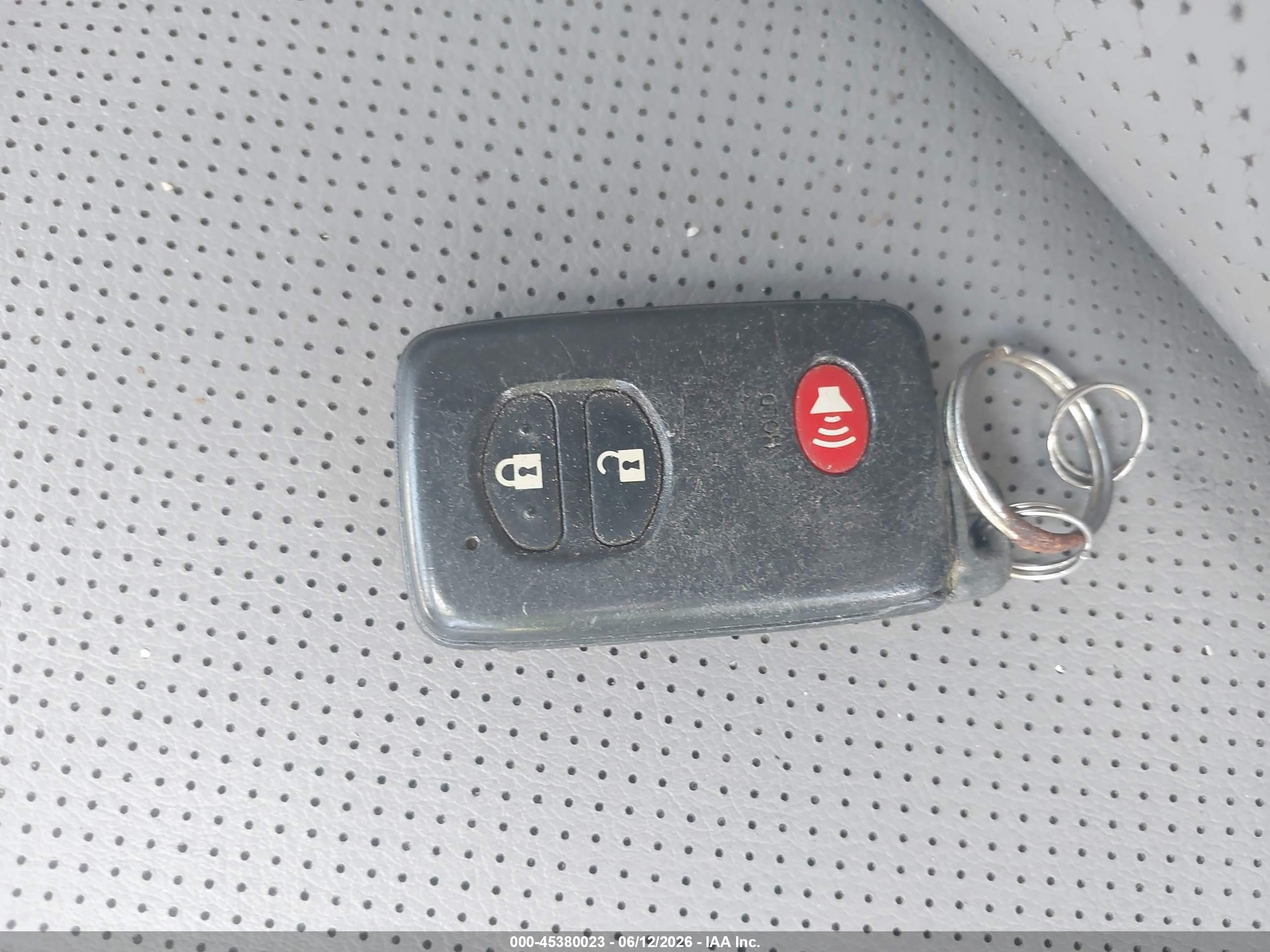 2010 Toyota Rav4 Limited Red vin: JTMDF4DV4AD038967