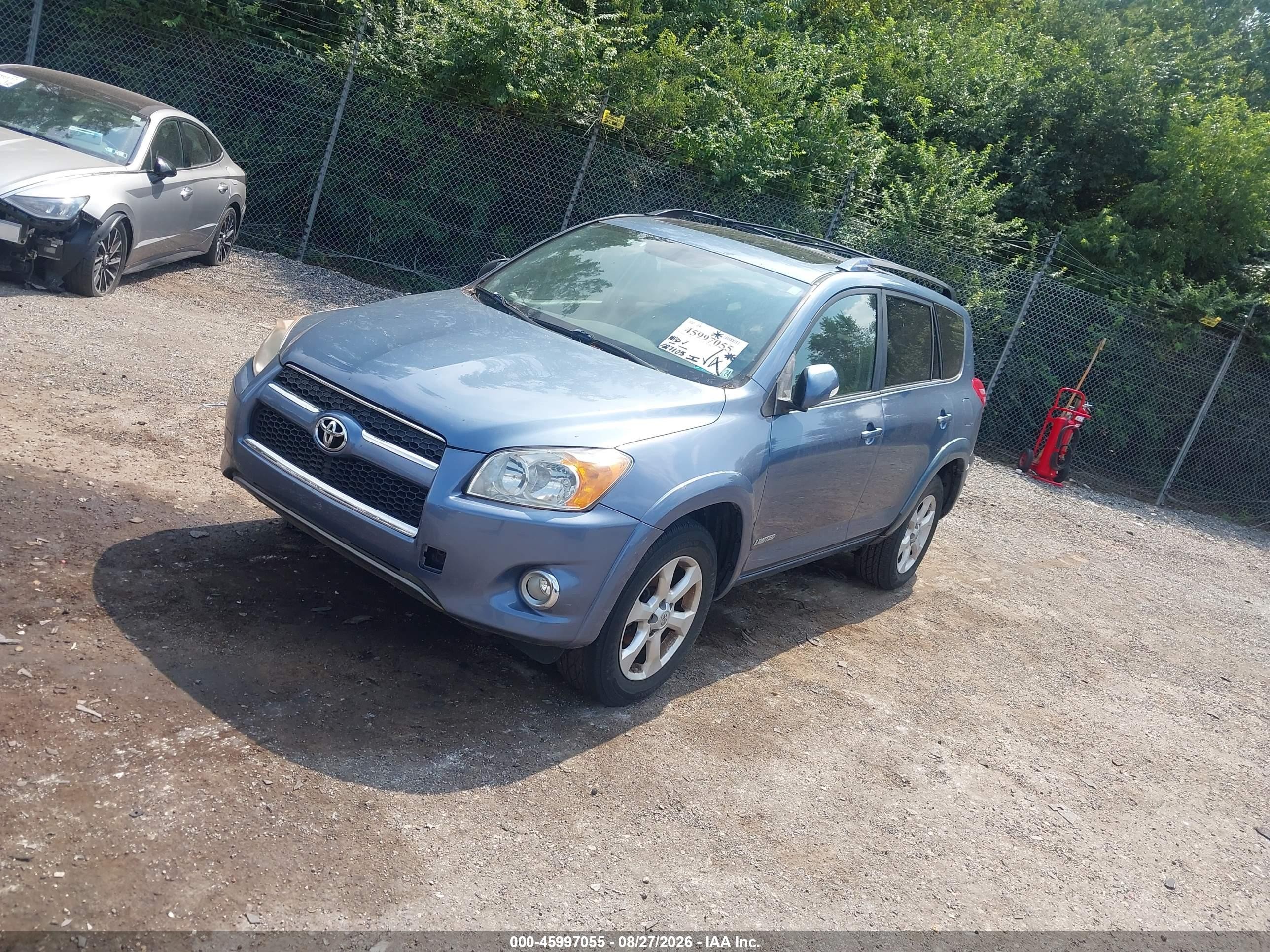 2010 Toyota Rav4 Limited Blue vin: JTMDF4DV5A5023226