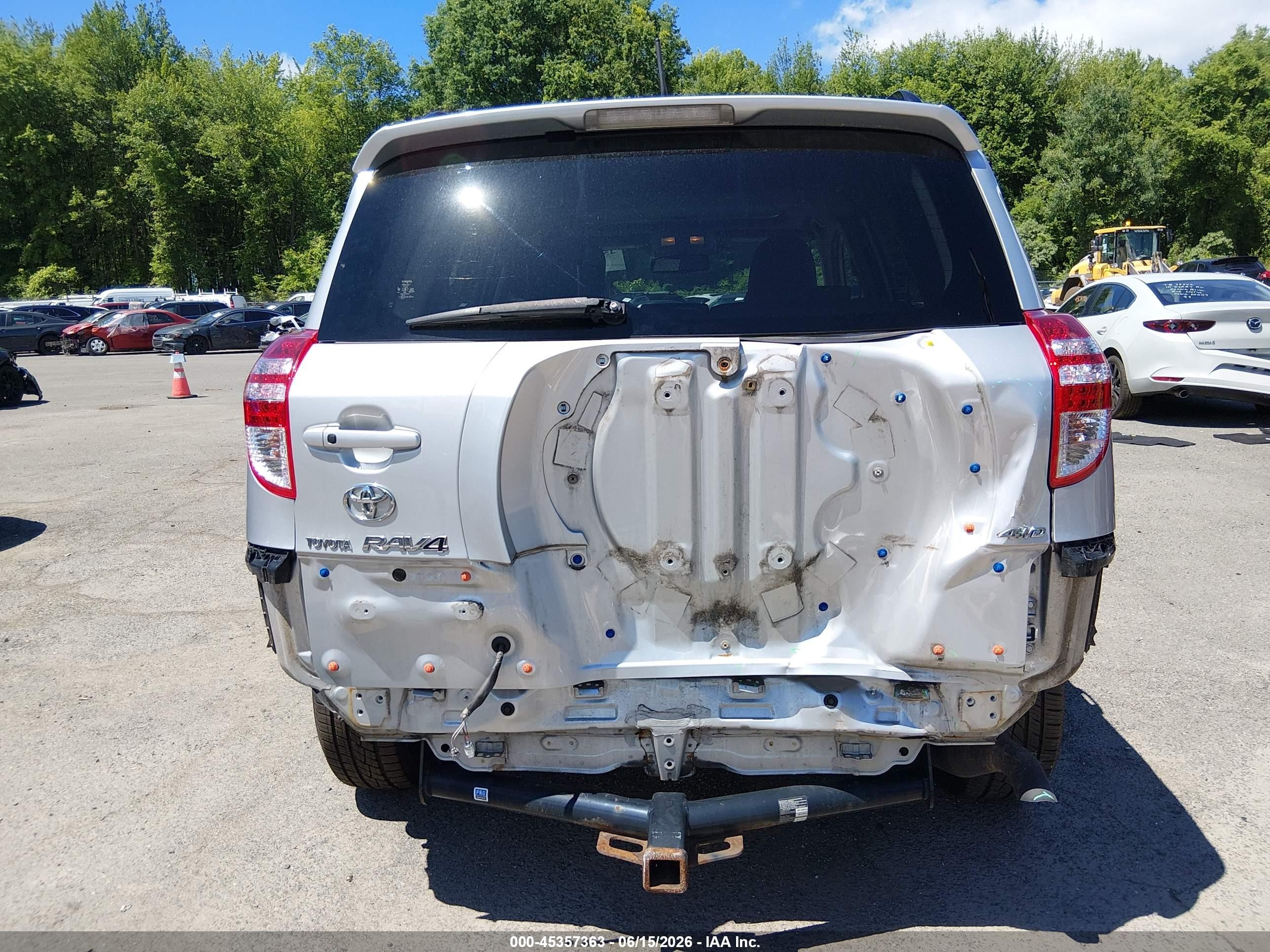 2010 Toyota Rav4 Limited Silver vin: JTMDF4DV5AD039206