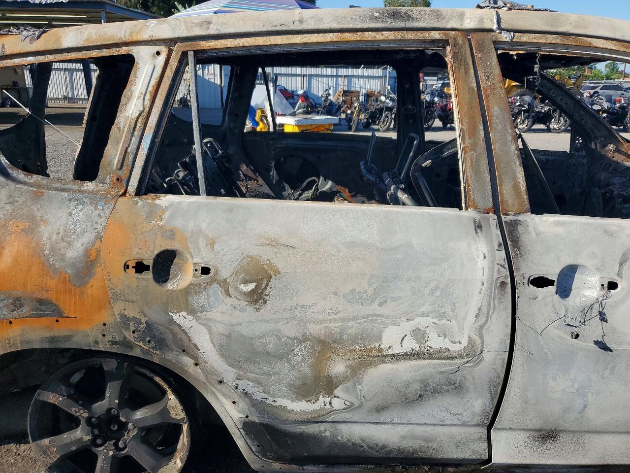 2010 Toyota Rav4 Limited Burn vin: JTMDF4DV6A5024479