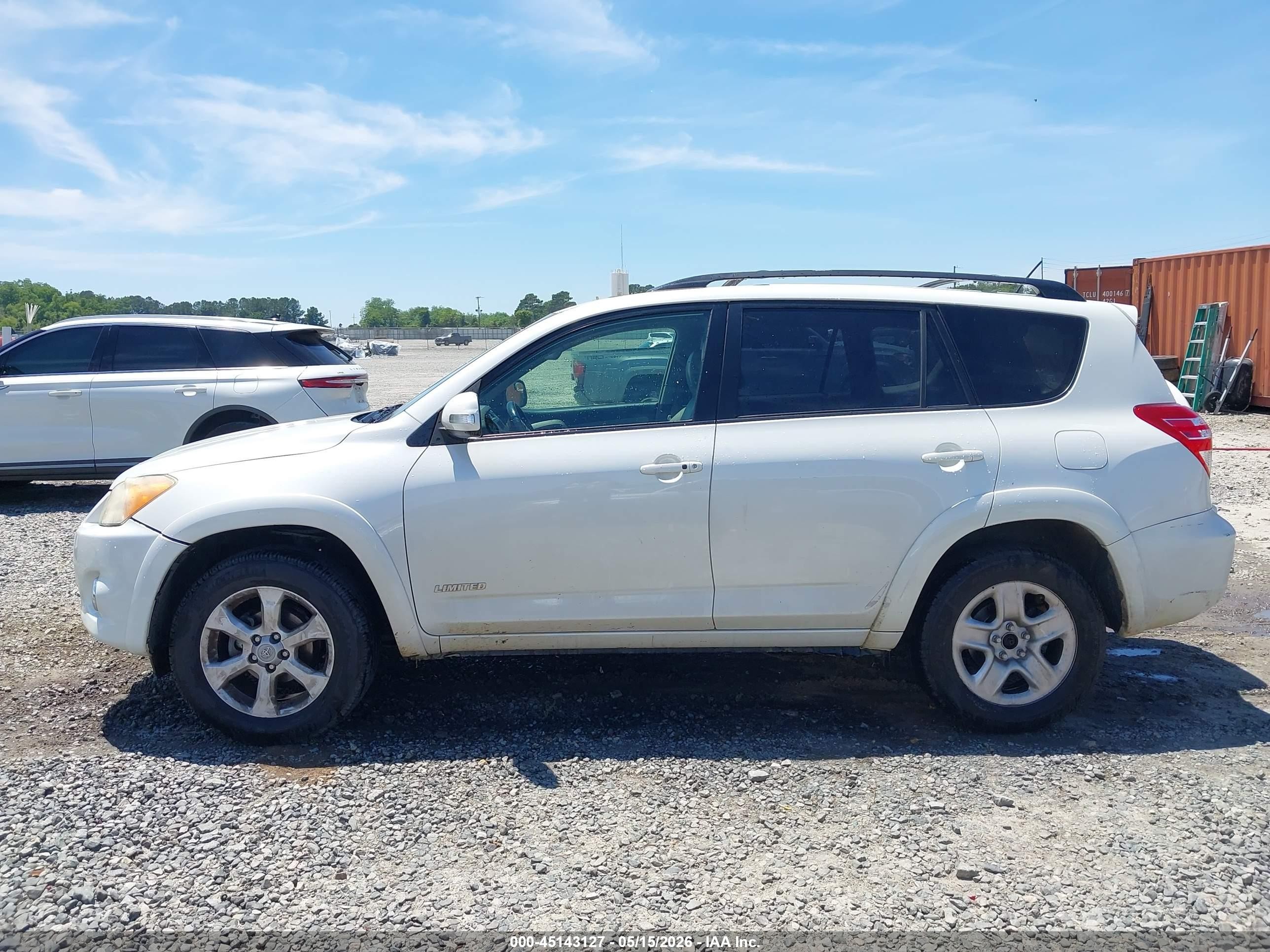 2010 Toyota Rav4 Limited White vin: JTMDF4DV7A5019145