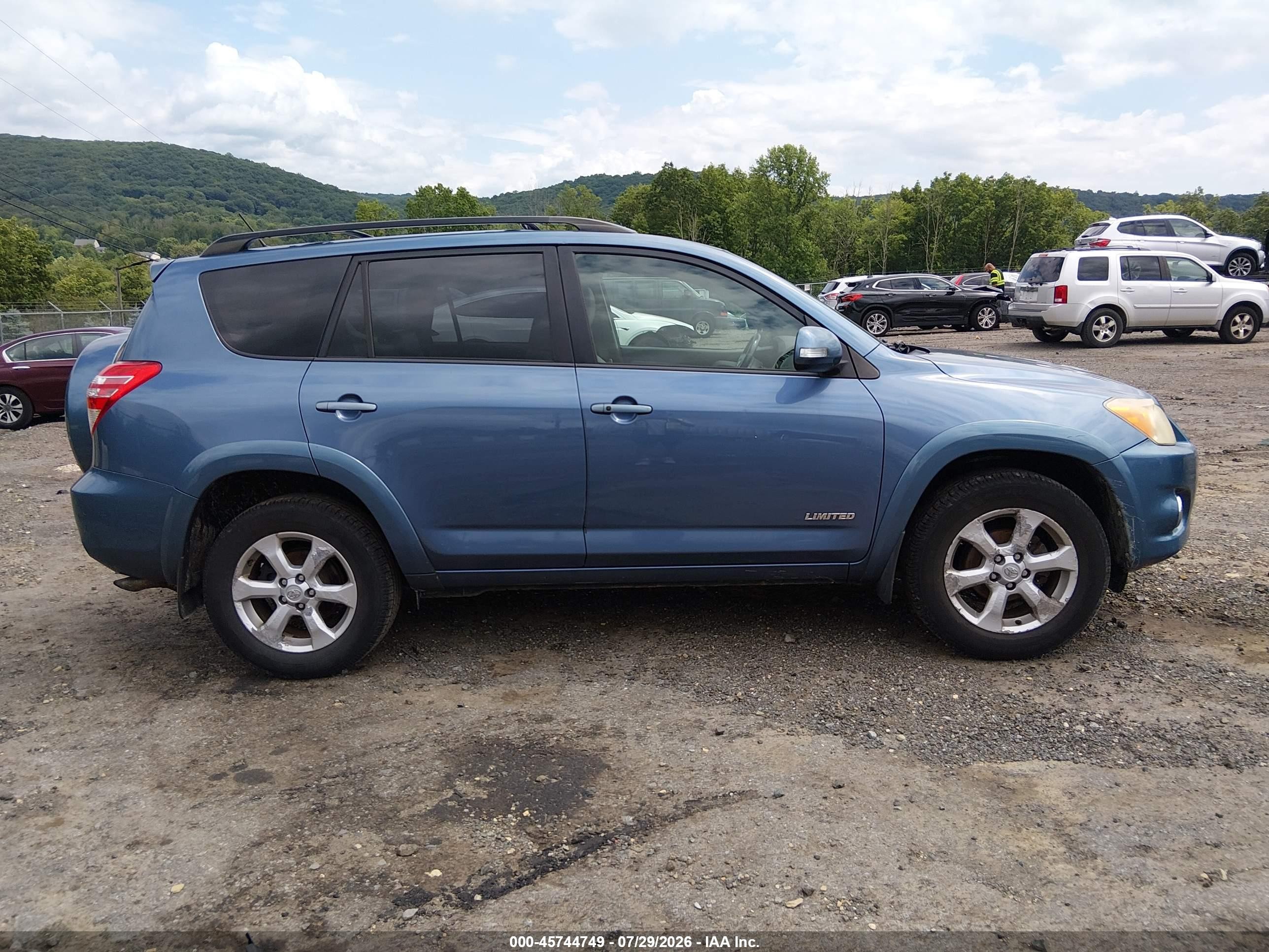 2010 Toyota Rav4 Limited Blue vin: JTMDF4DV7A5032932