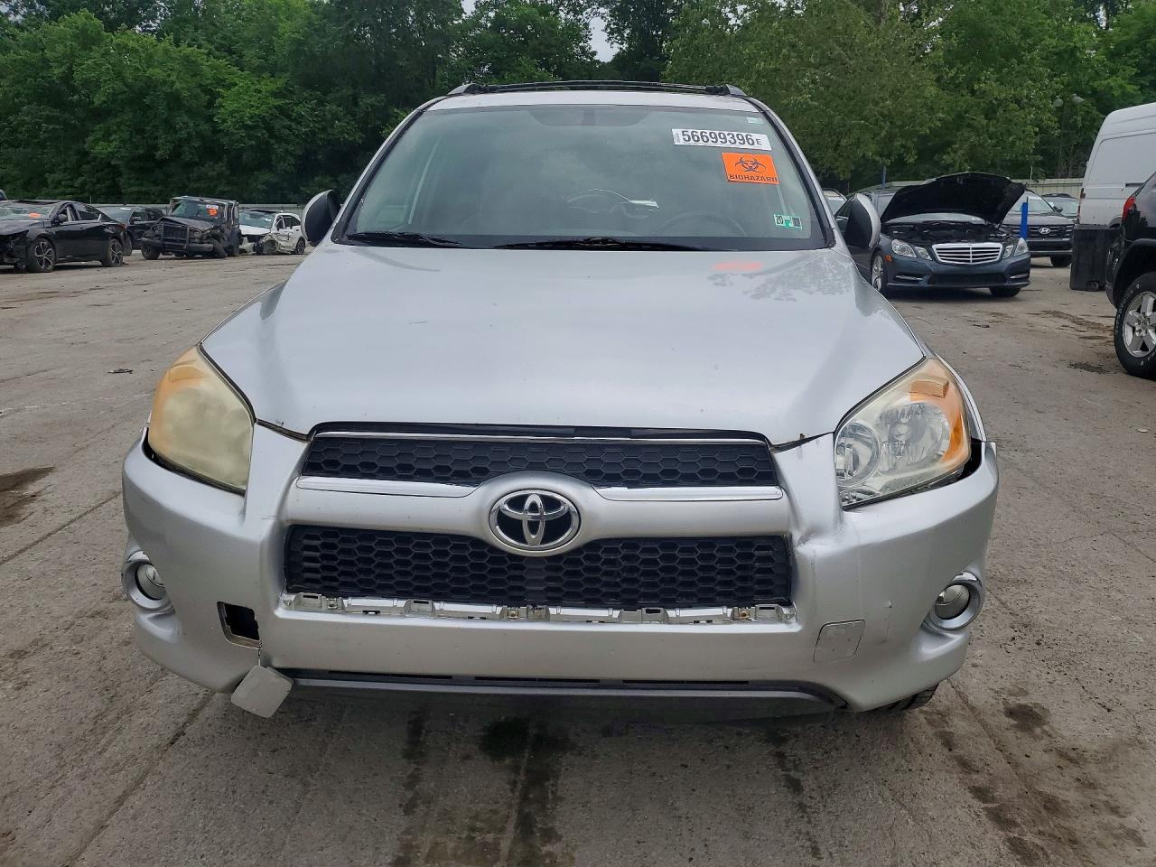 2010 Toyota Rav4 Limited Silver vin: JTMDF4DV9AD028161