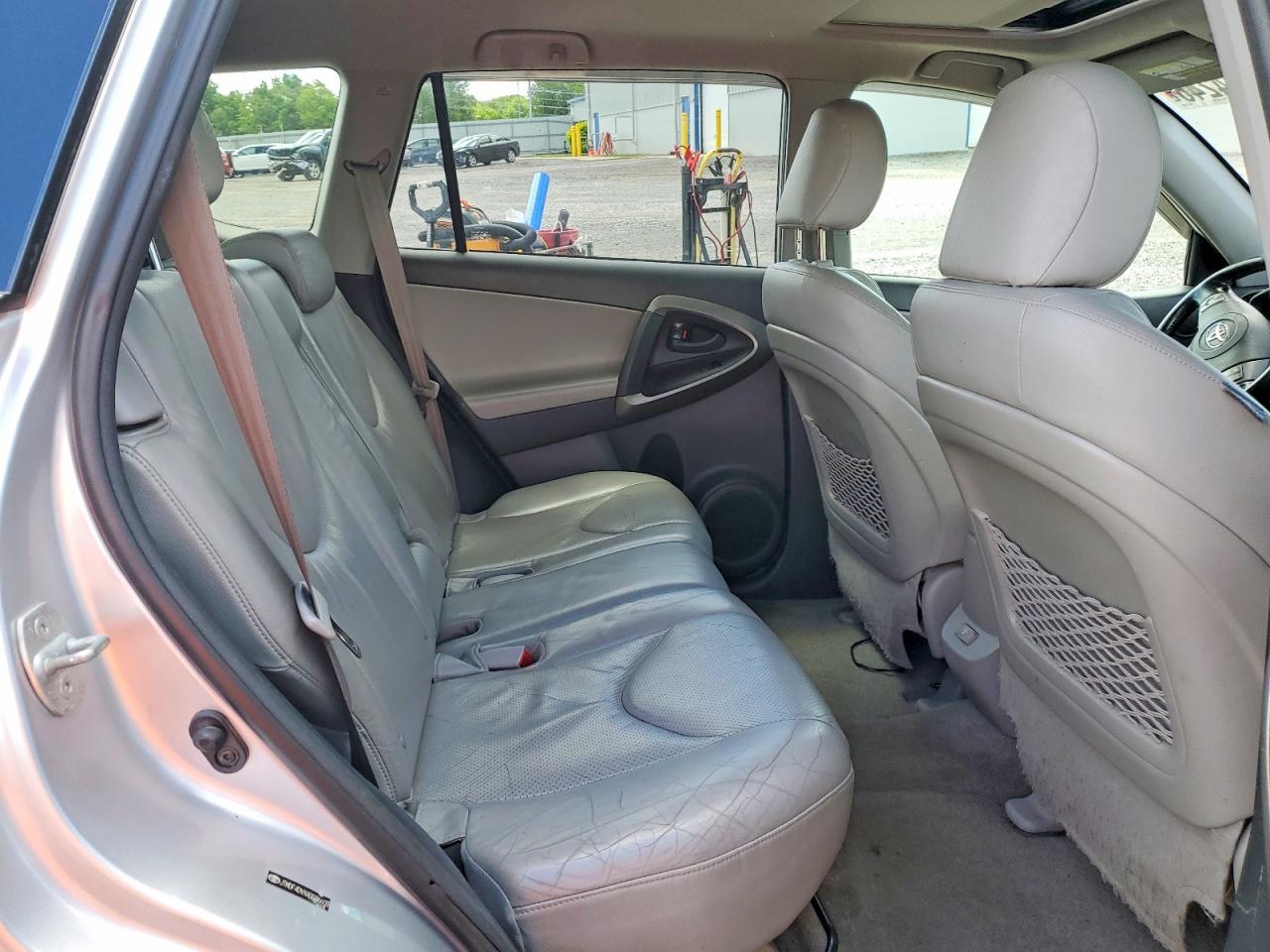 2010 Toyota Rav4 Limited Silver vin: JTMDF4DVXAD038603