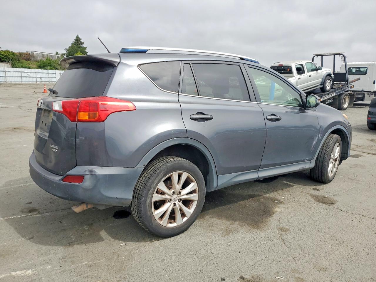 2015 Toyota Rav4 Limited Gray vin: JTMDFREV0FD136994