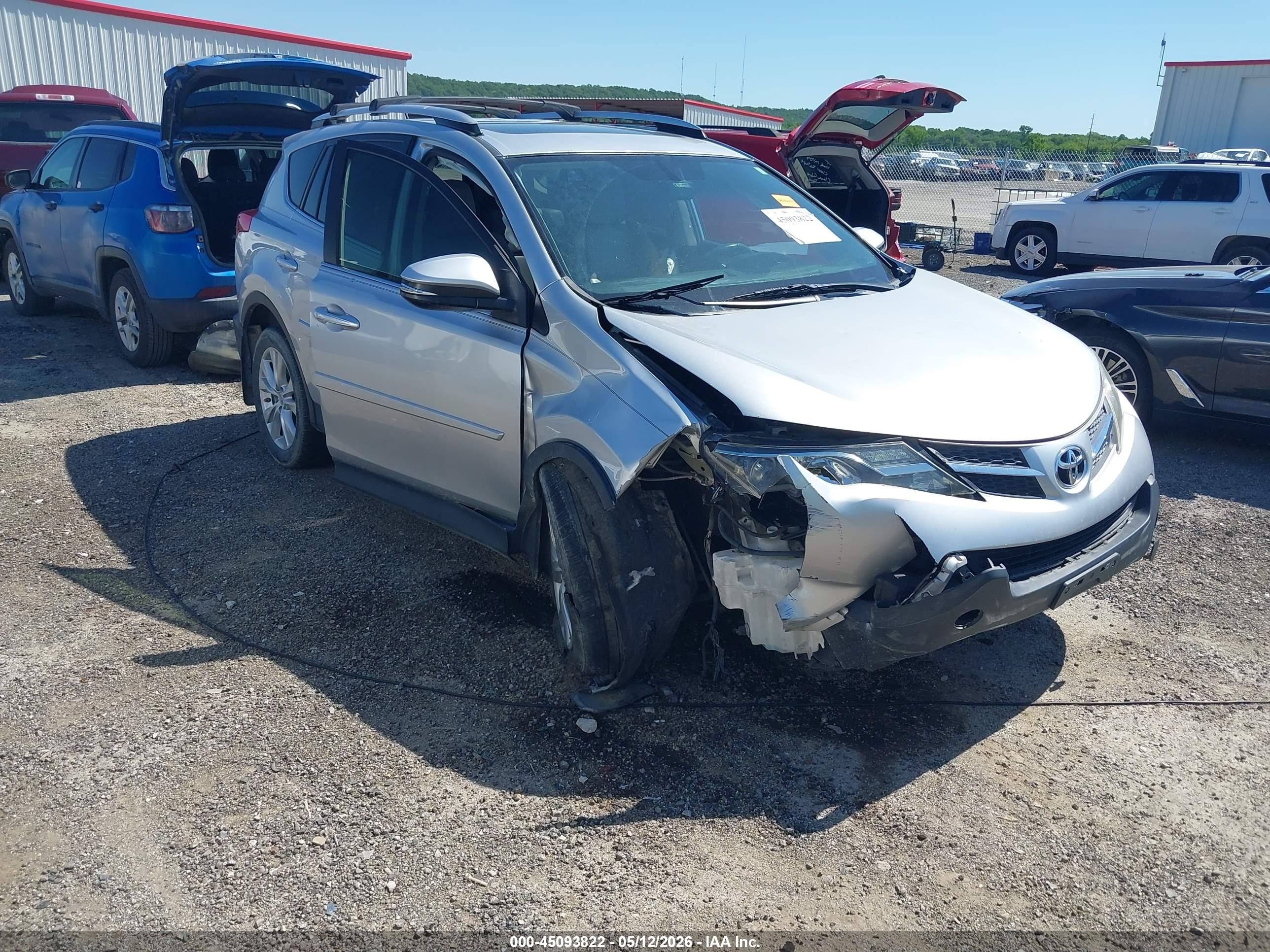 2015 Toyota Rav4 Limited Silver vin: JTMDFREV0FD158414