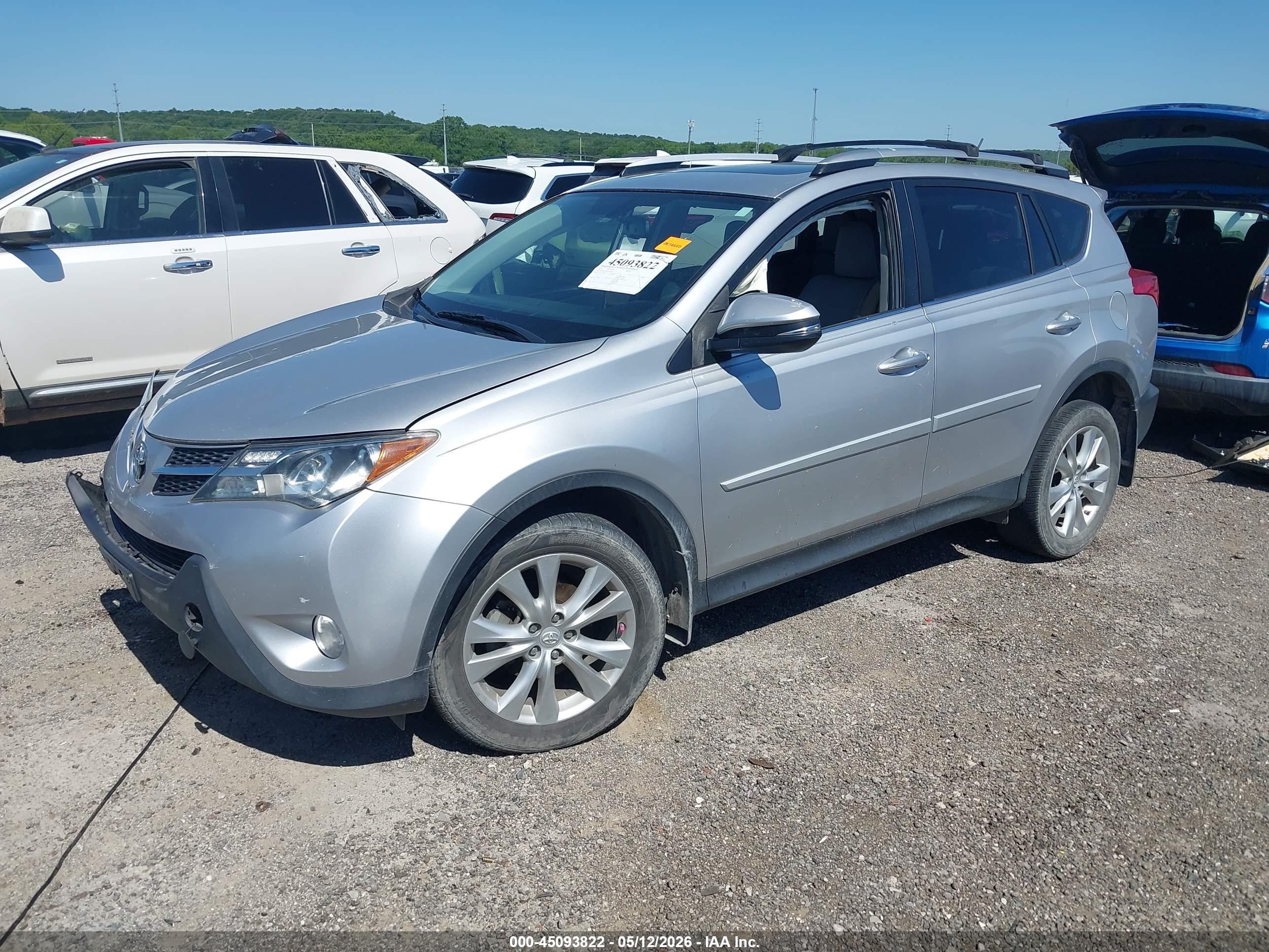 2015 Toyota Rav4 Limited Silver vin: JTMDFREV0FD158414