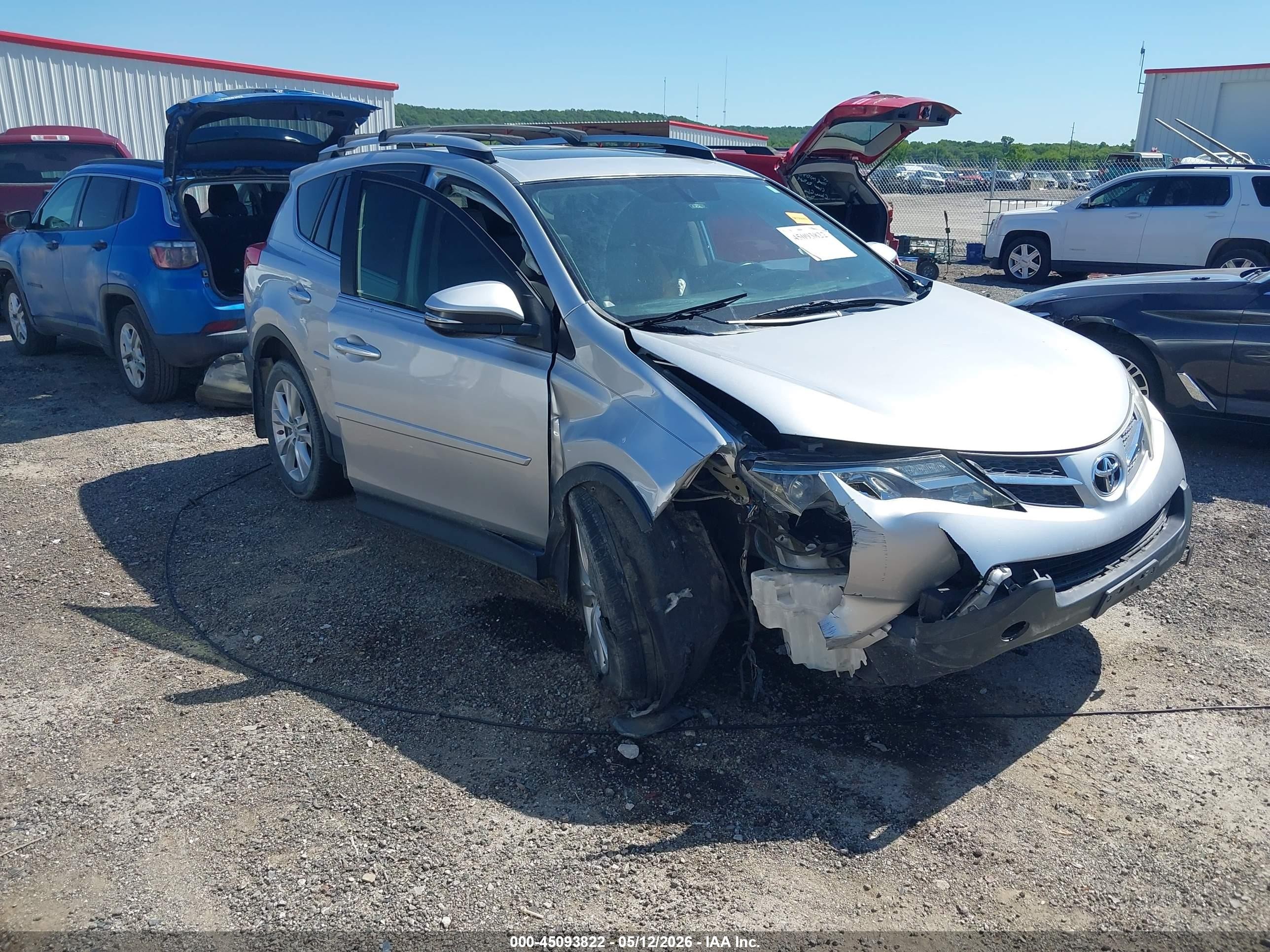 2015 Toyota Rav4 Limited Silver vin: JTMDFREV0FD158414