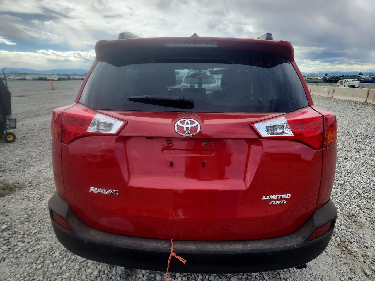 2015 Toyota Rav4 Limited Red vin: JTMDFREV0FD167159