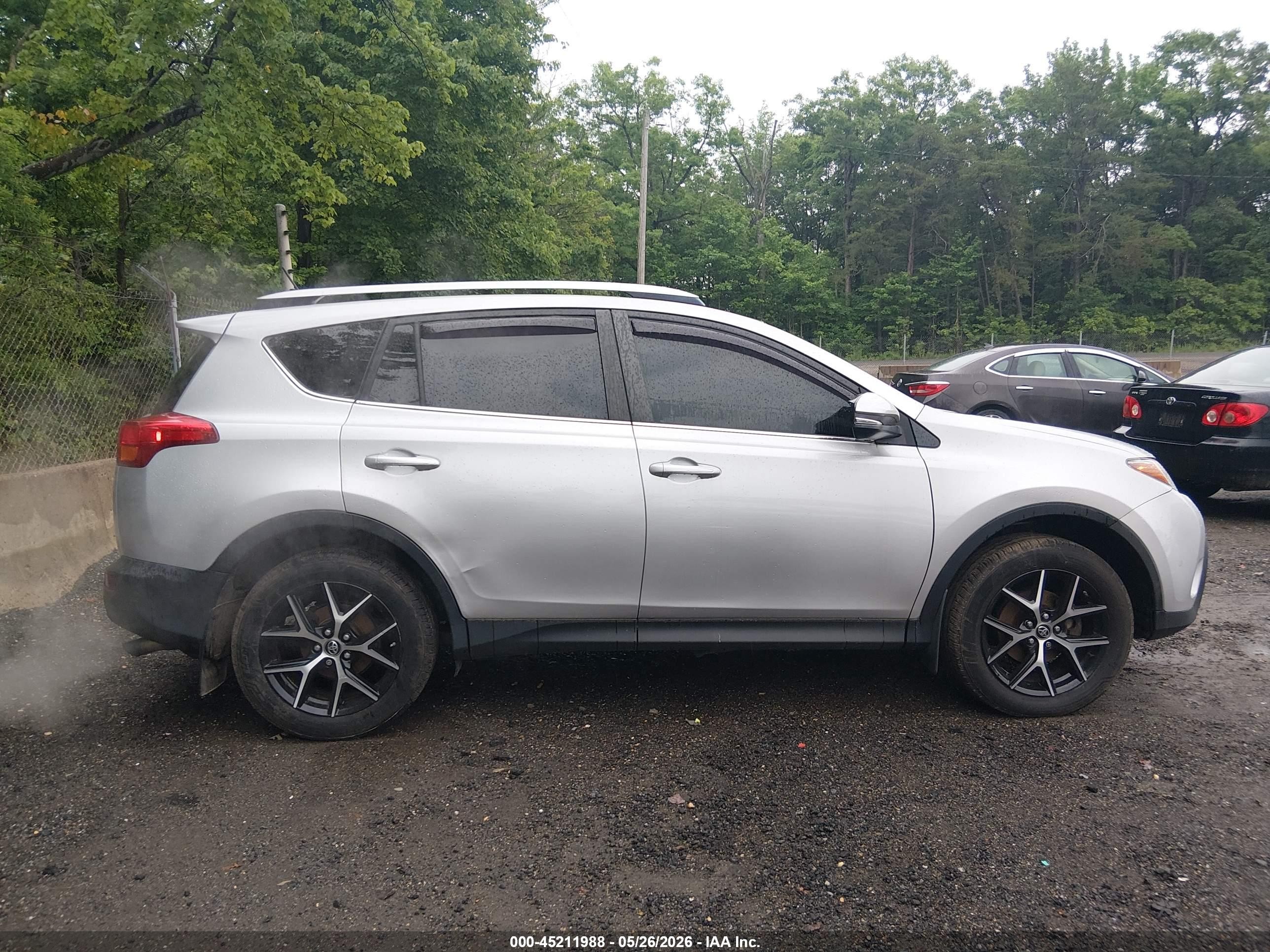 2014 Toyota Rav4 Limited Silver vin: JTMDFREV1ED083950