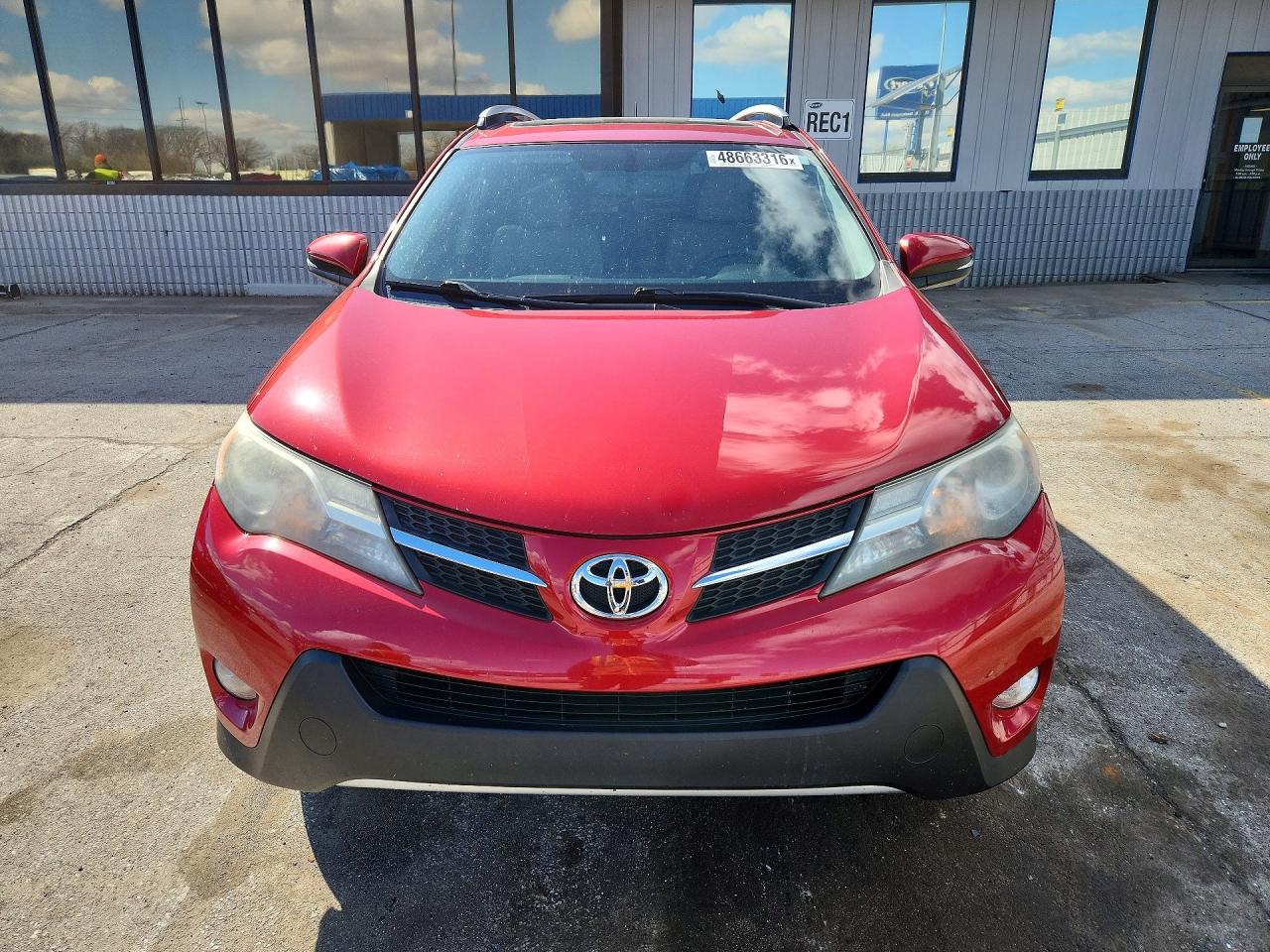 2015 Toyota Rav4 Limited Red vin: JTMDFREV2FD099110