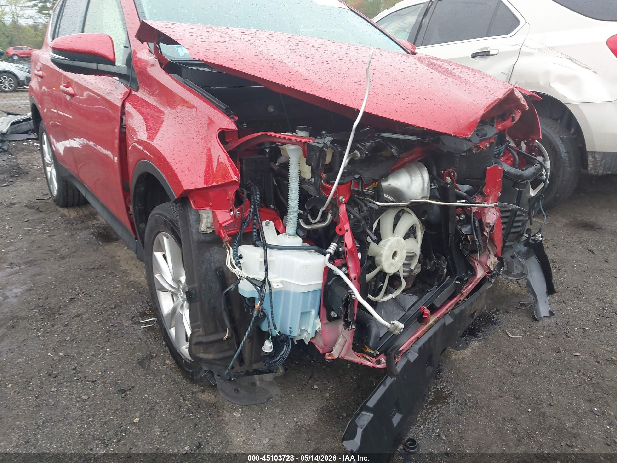 2015 Toyota Rav4 Limited Red vin: JTMDFREV2FD113216
