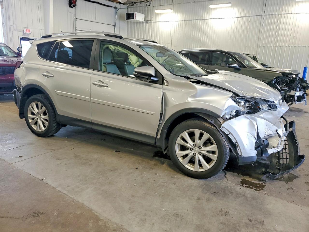 2015 Toyota Rav4 Limited Silver vin: JTMDFREV3FD144751