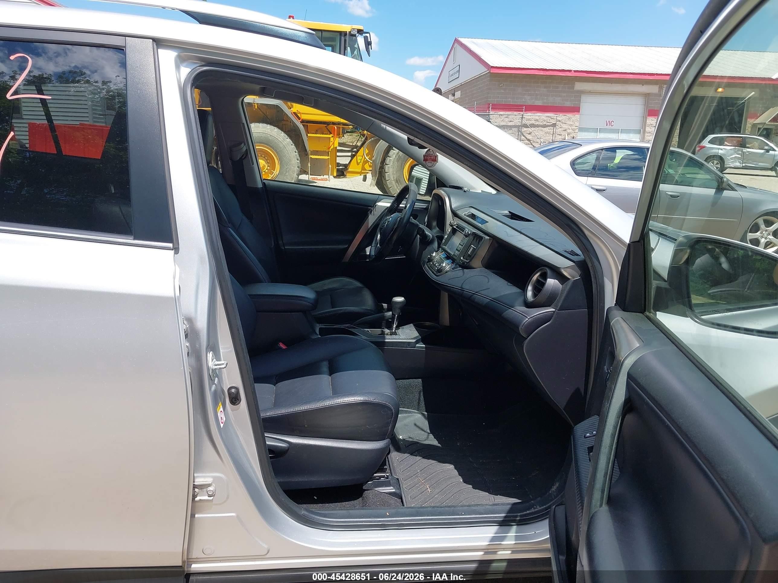 2013 Toyota Rav4 Limited Silver vin: JTMDFREV4DD002339