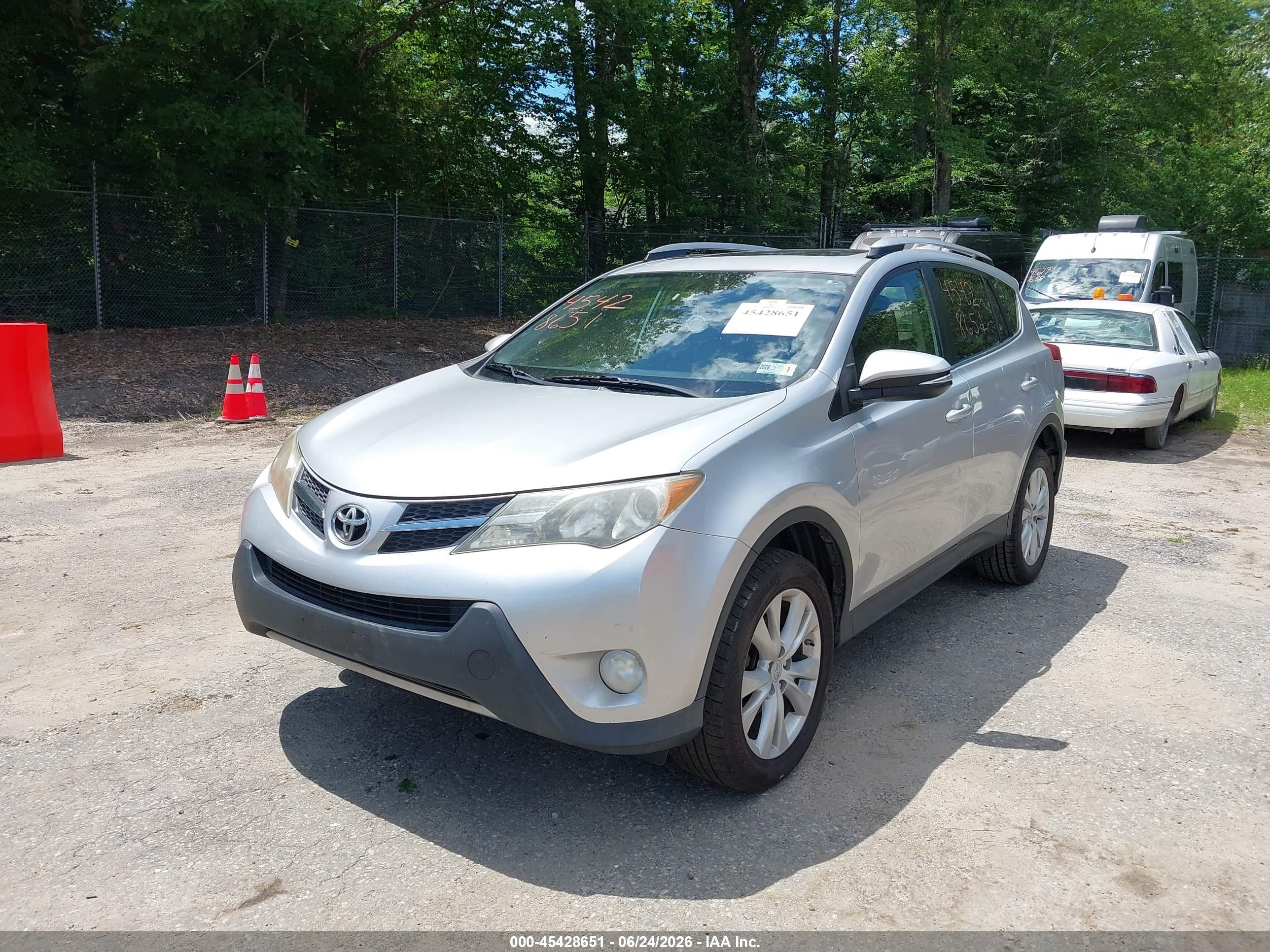 2013 Toyota Rav4 Limited Silver vin: JTMDFREV4DD002339