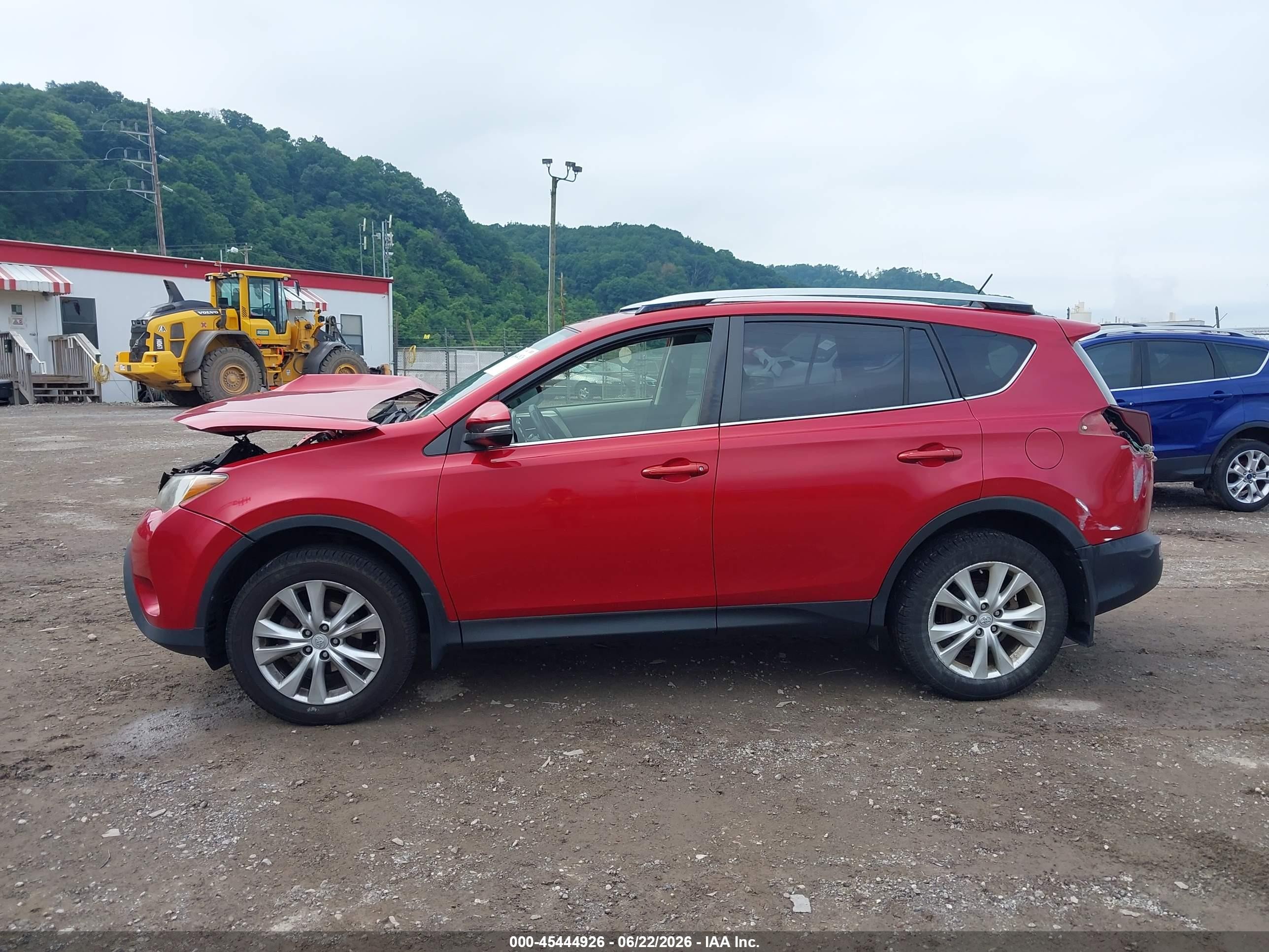 2013 Toyota Rav4 Limited Red vin: JTMDFREV4DD023708