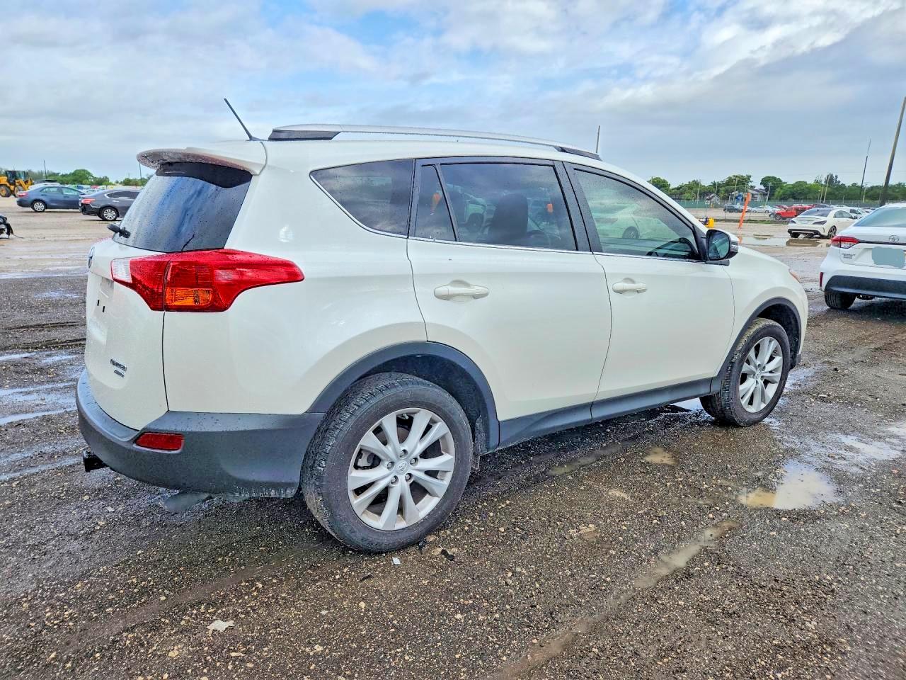 2014 Toyota Rav4 Limited White vin: JTMDFREV4ED084526