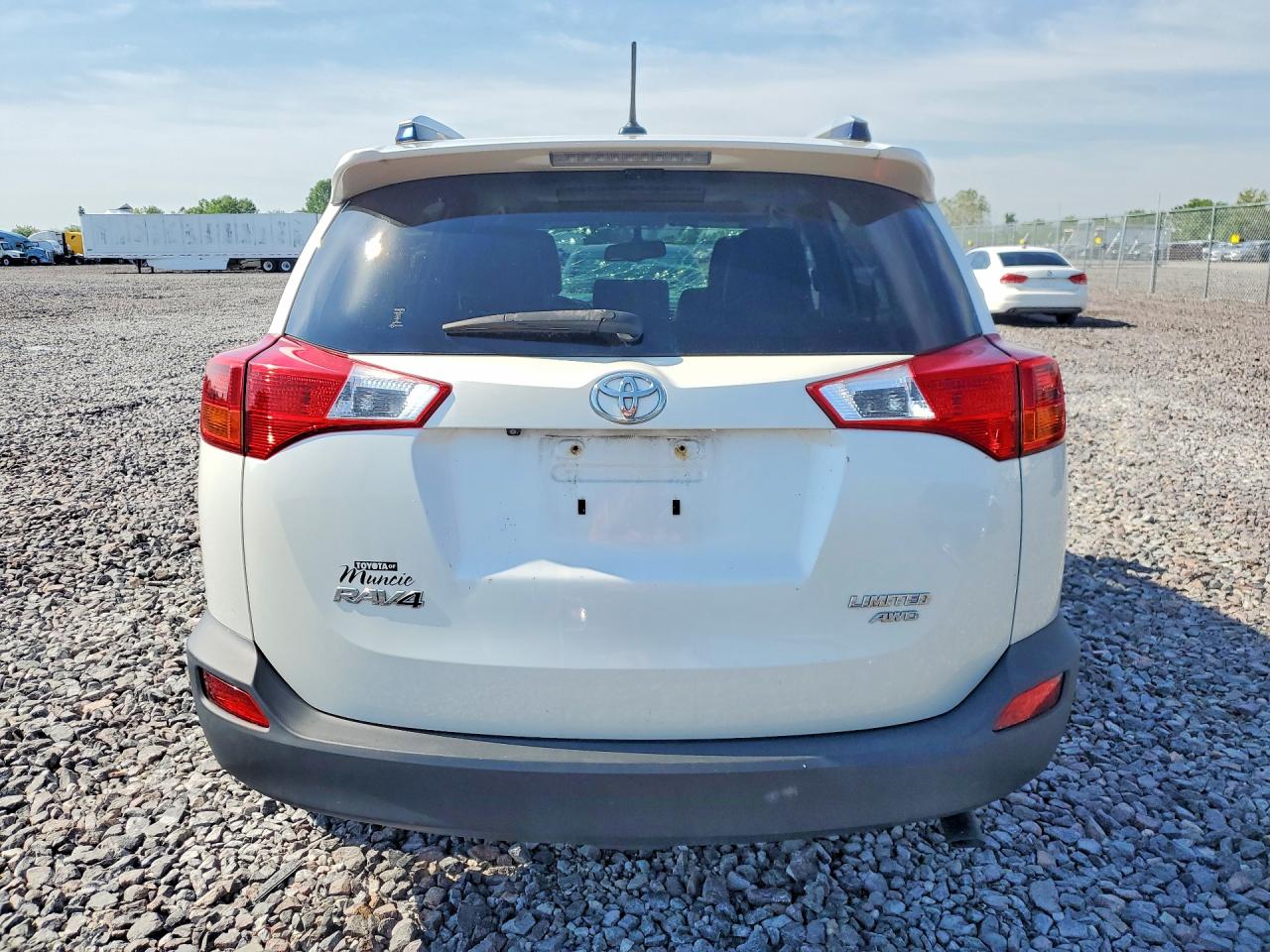 2015 Toyota Rav4 Limited White vin: JTMDFREV4FJ019436