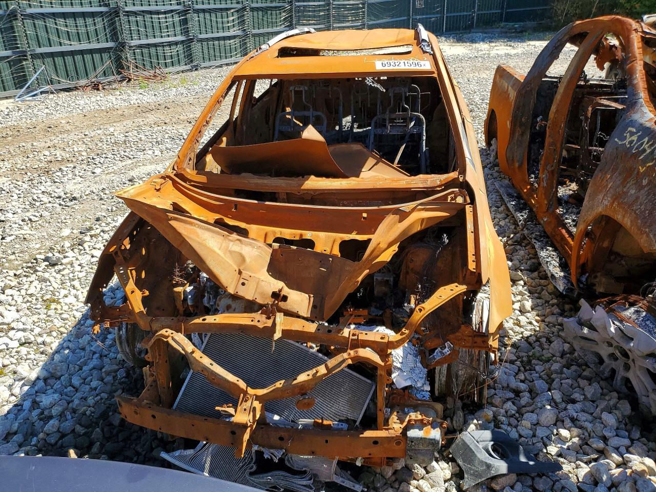 2018 Toyota Rav4 Limited Burn vin: JTMDFREV4JJ194794