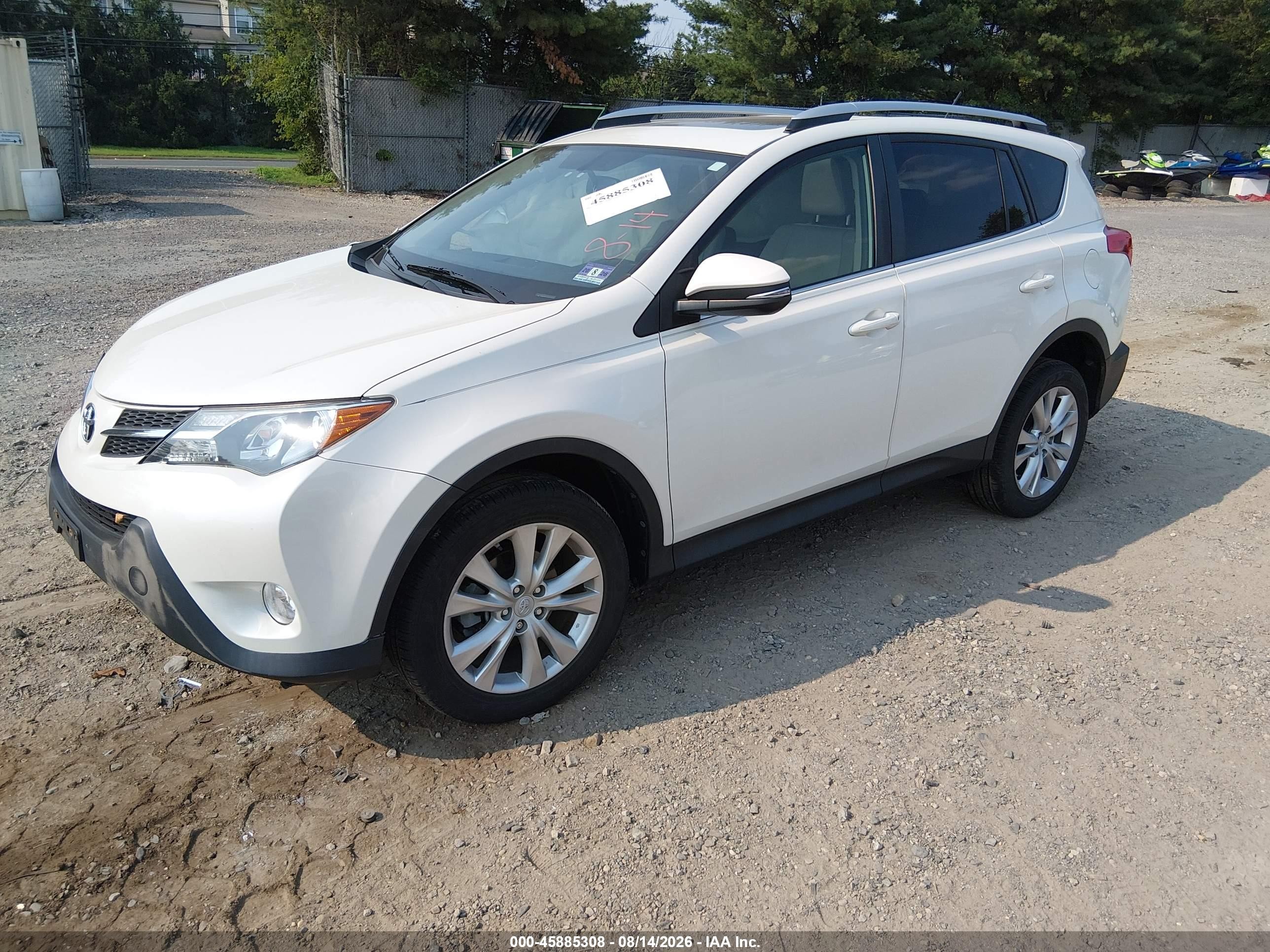 2013 Toyota Rav4 Limited White vin: JTMDFREV5D5017992